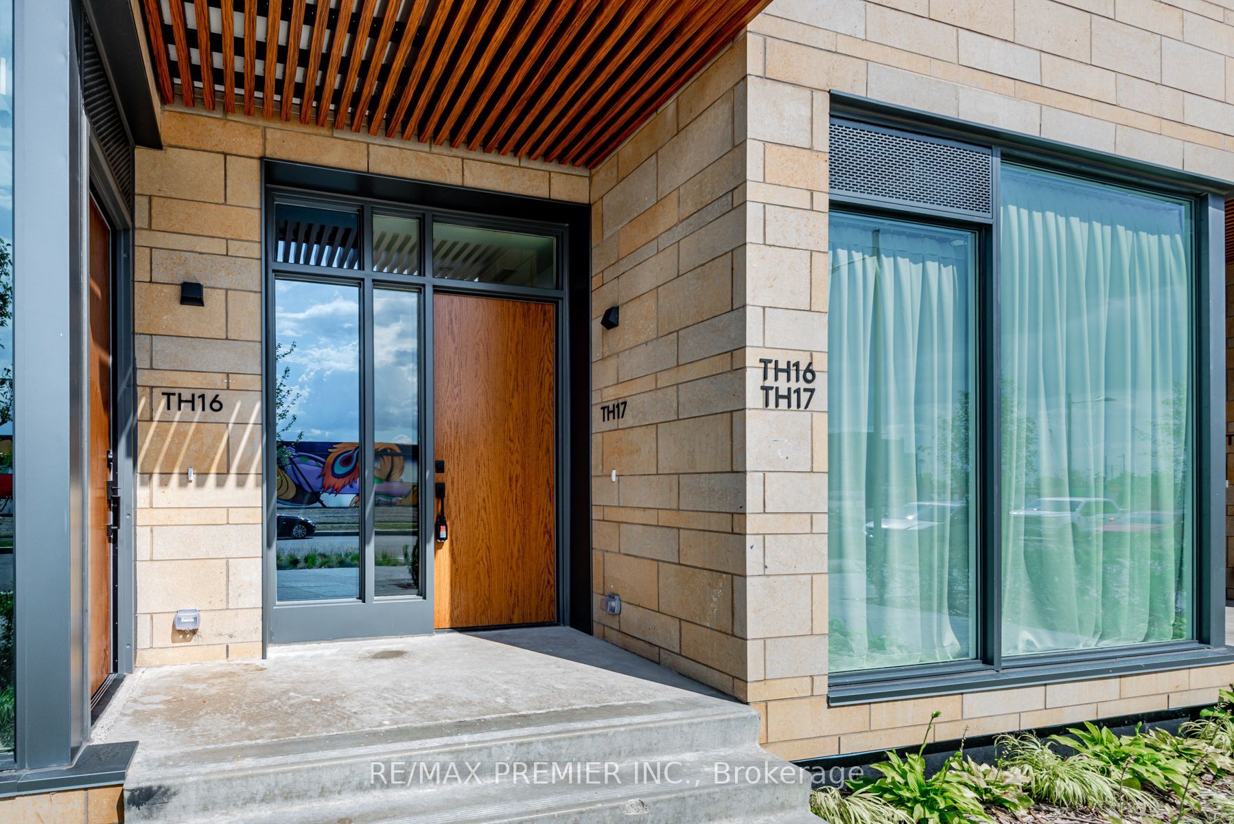 7 Buttermill Avenue Th17 Property Photo 2
