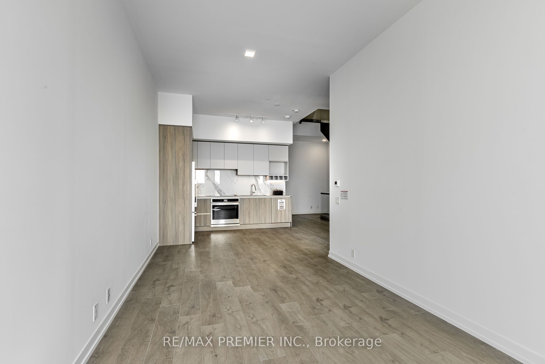7 Buttermill Avenue Th17 Property Photo 8