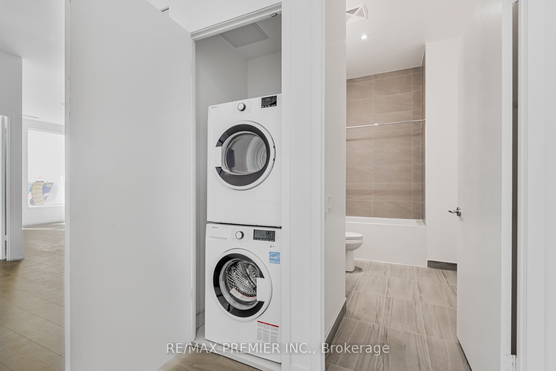 7 Buttermill Avenue Th17 Property Photo 11