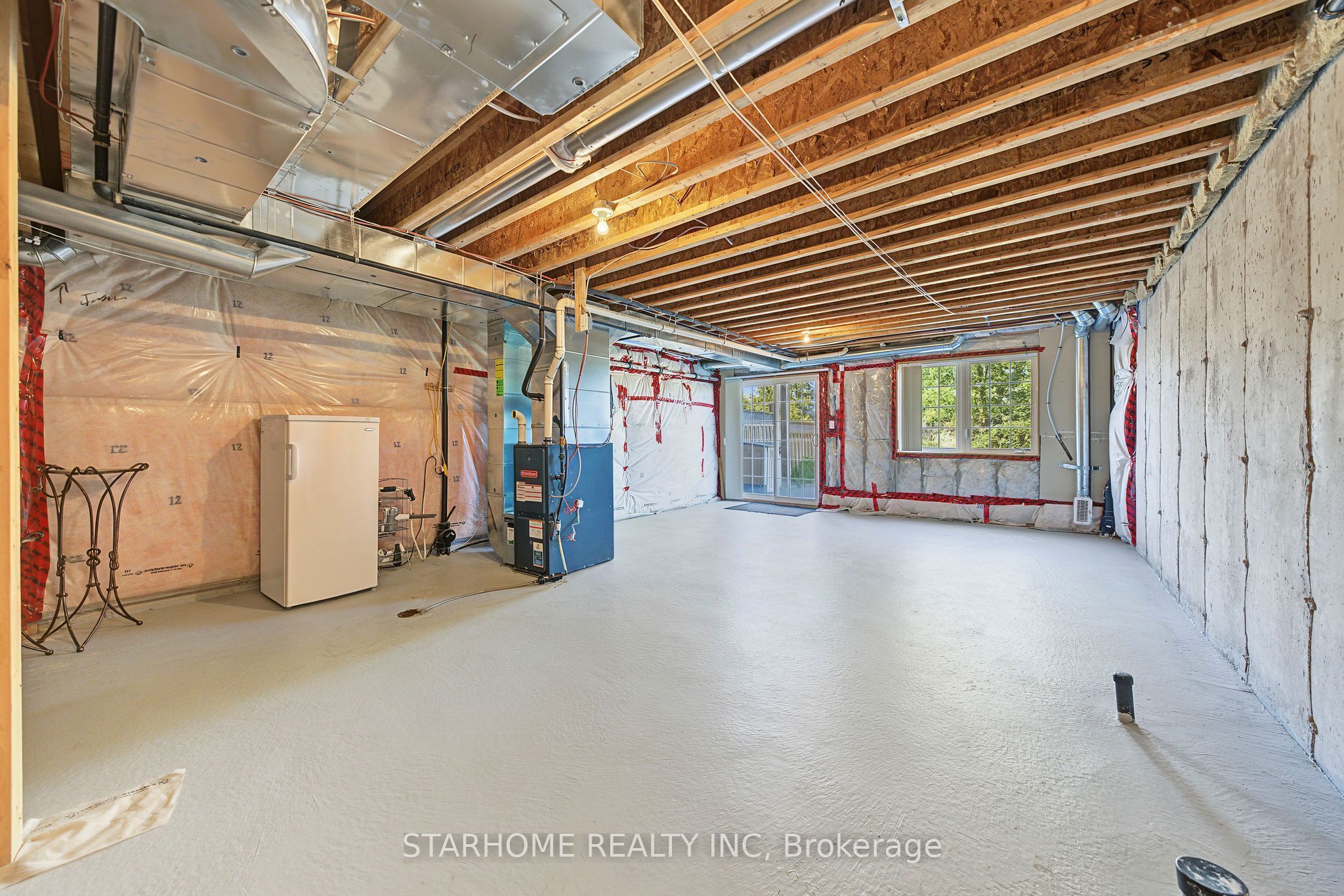 14 Valliere Drive Property Photo 4