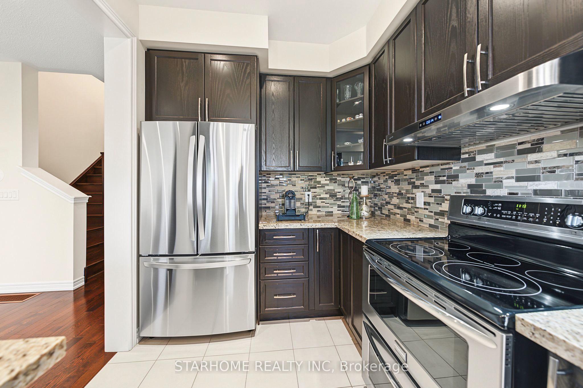 14 Valliere Drive Property Photo 6