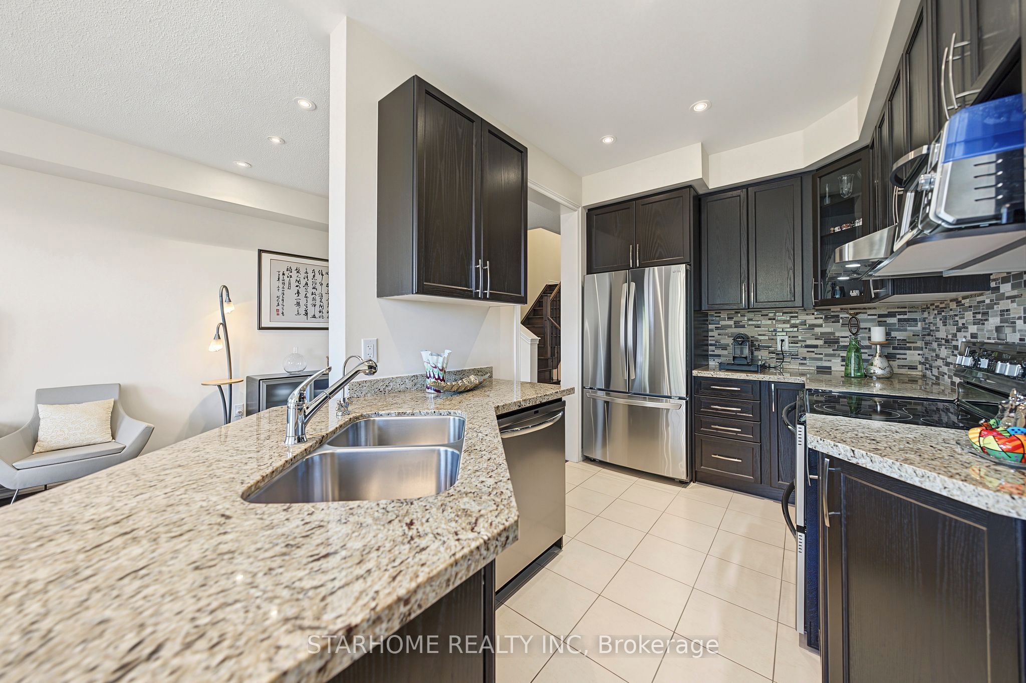 14 Valliere Drive Property Photo 7