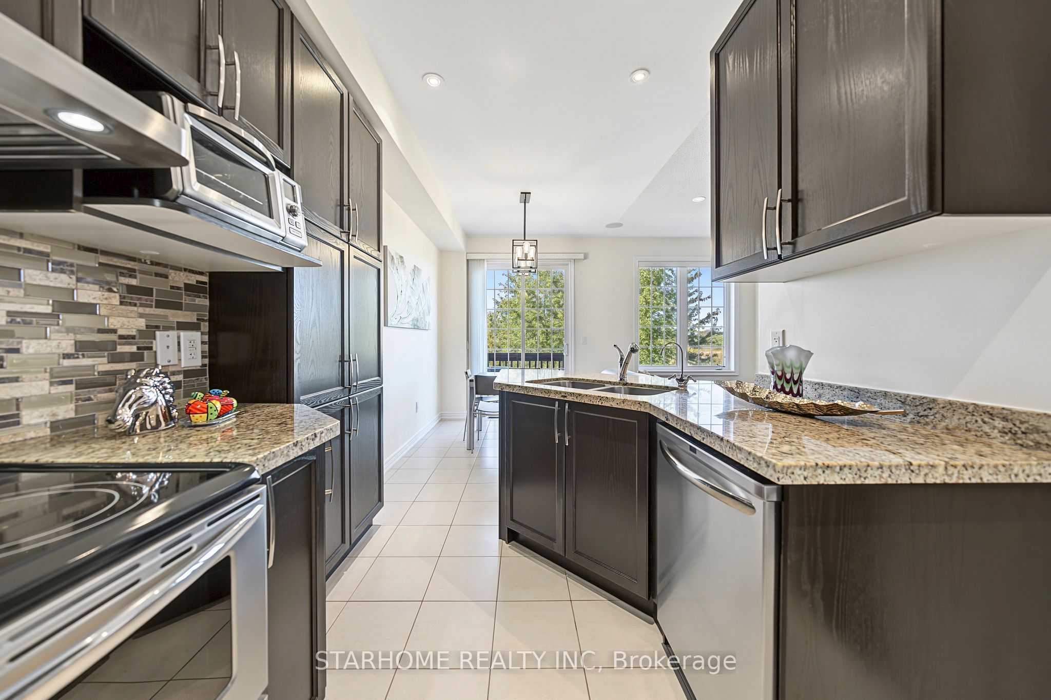14 Valliere Drive Property Photo 10