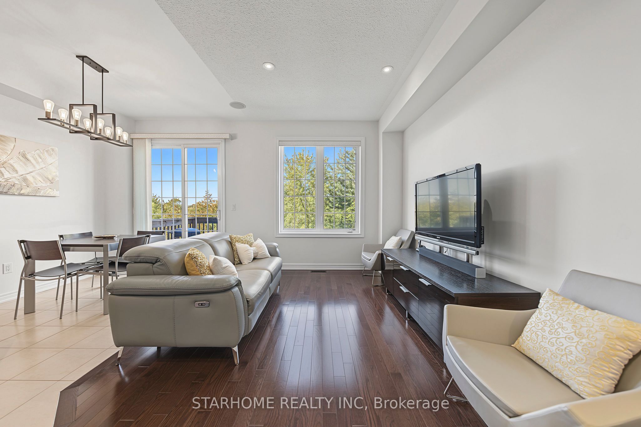 14 Valliere Drive Property Photo 12