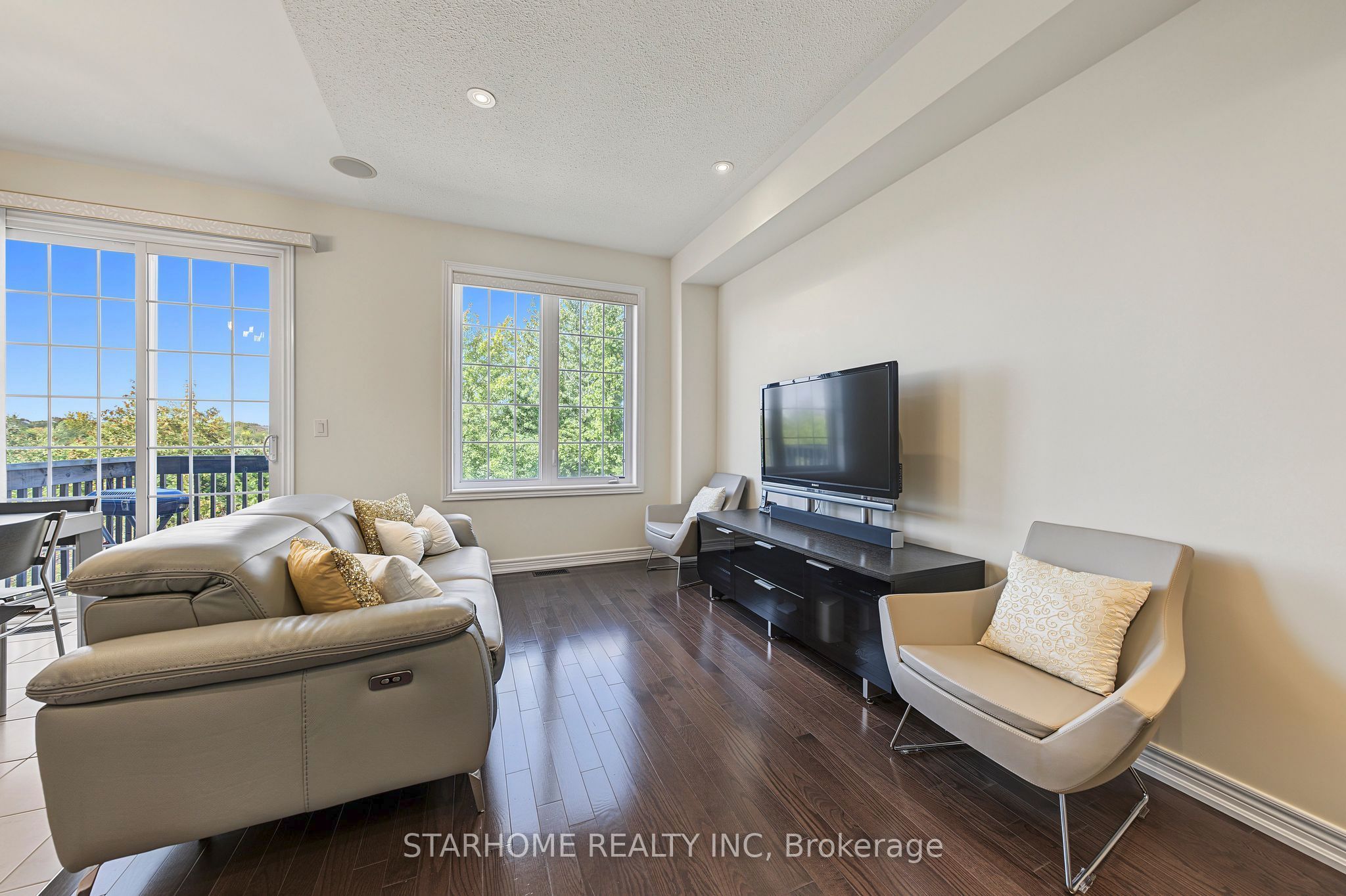 14 Valliere Drive Property Photo 13