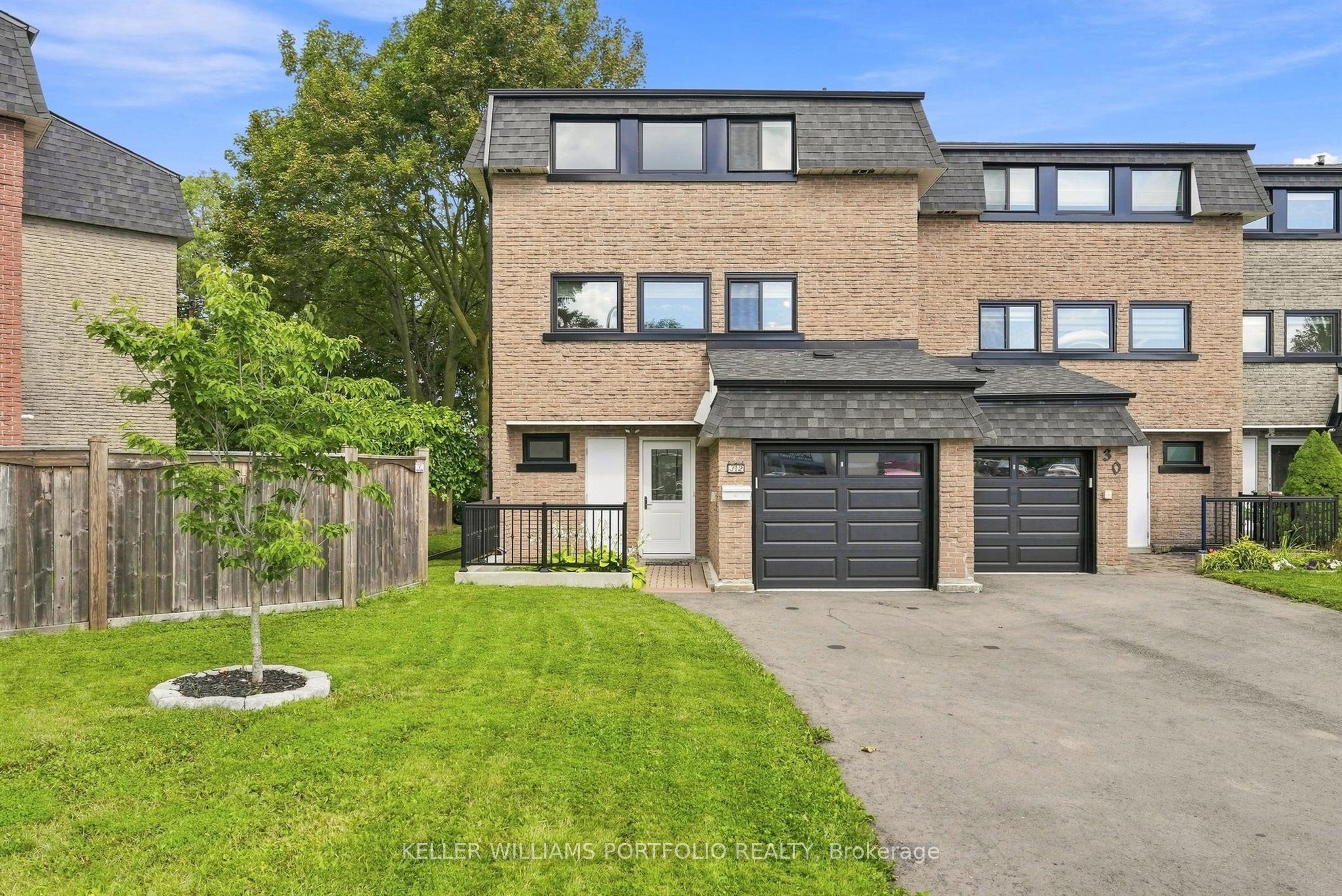 32 Henderson Drive Property Photo 1