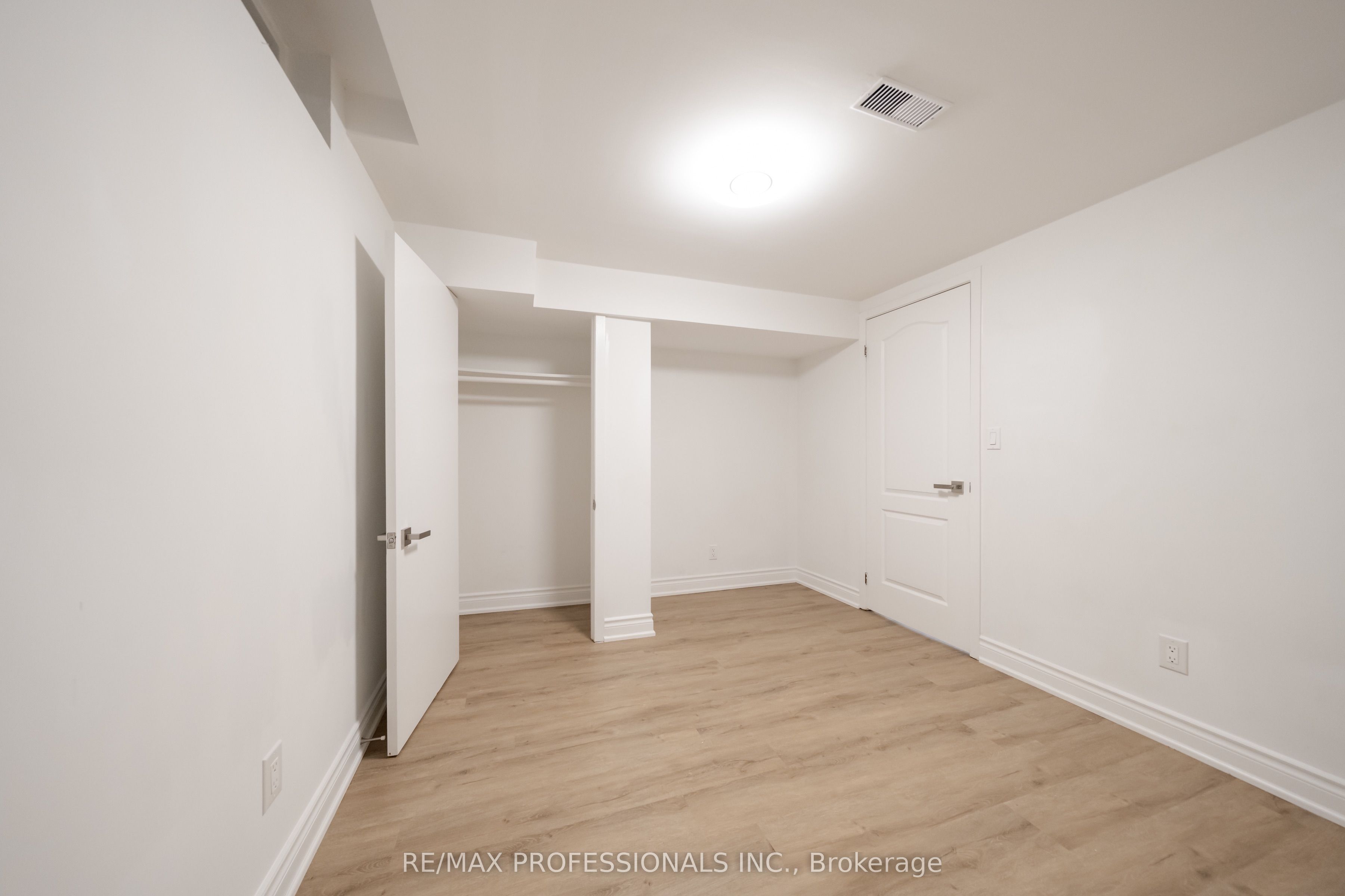 24 Keefer Court Lower Suite Property Photo 18
