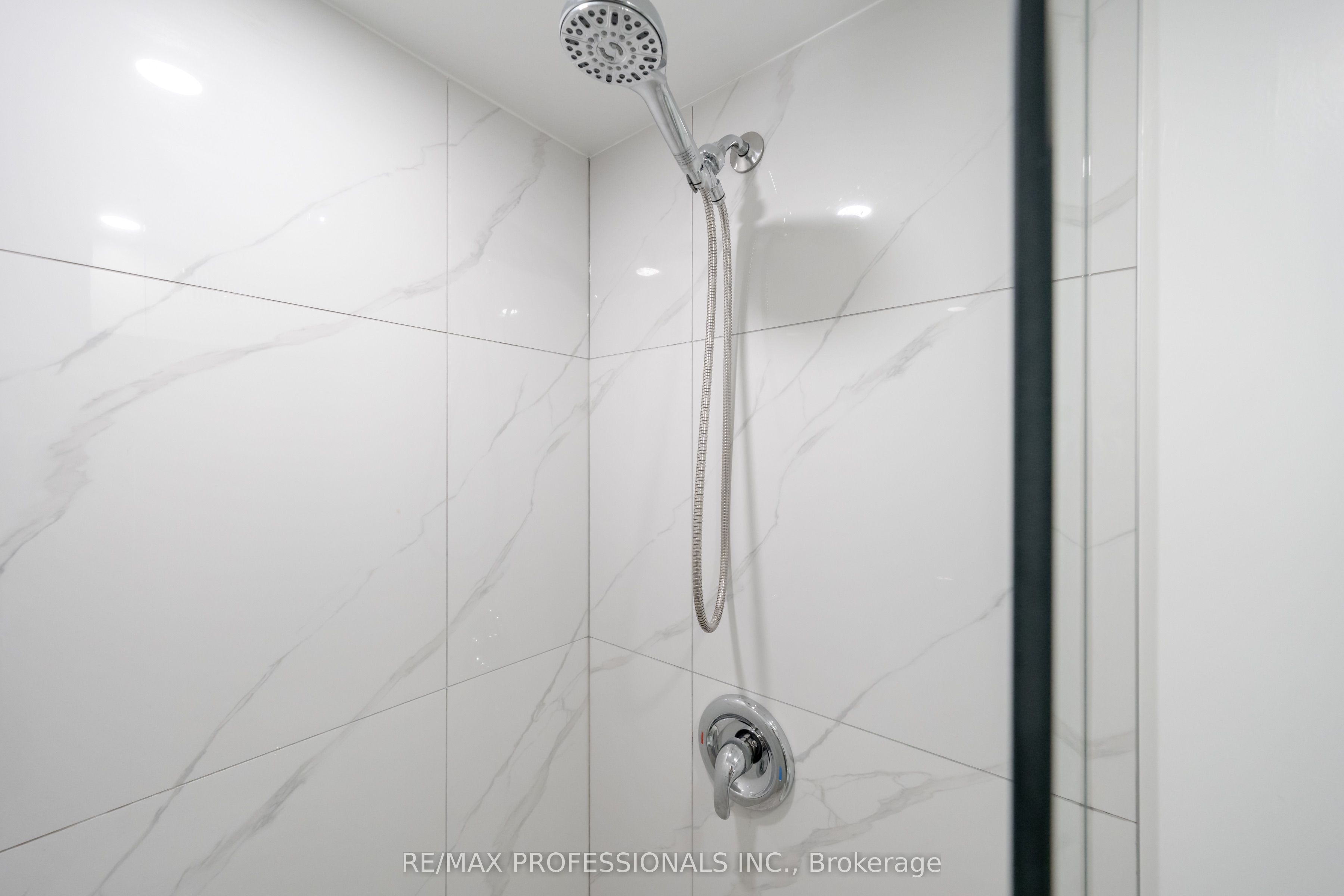24 Keefer Court Lower Suite Property Photo 20