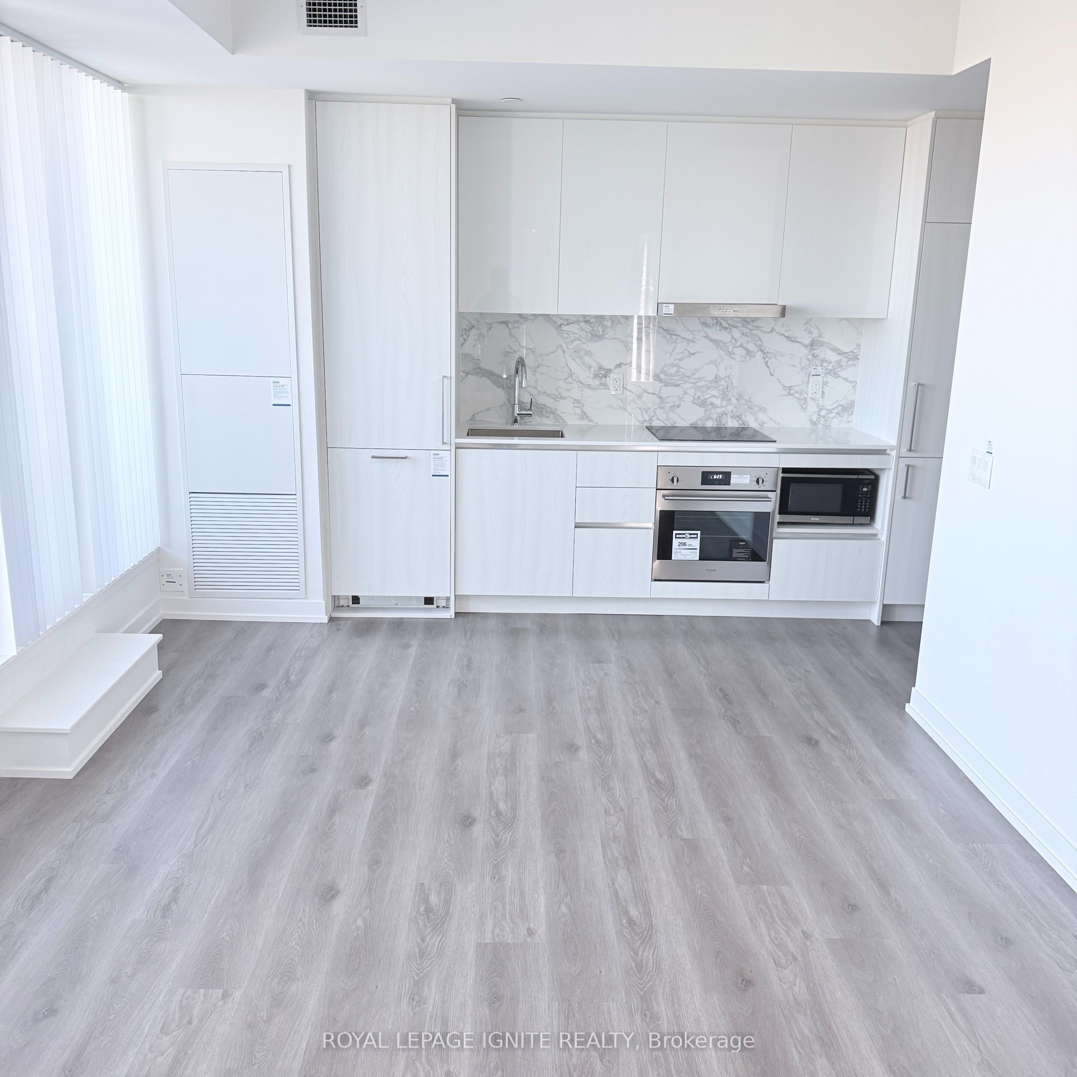 225 Commerce Street 508 Property Photo 2