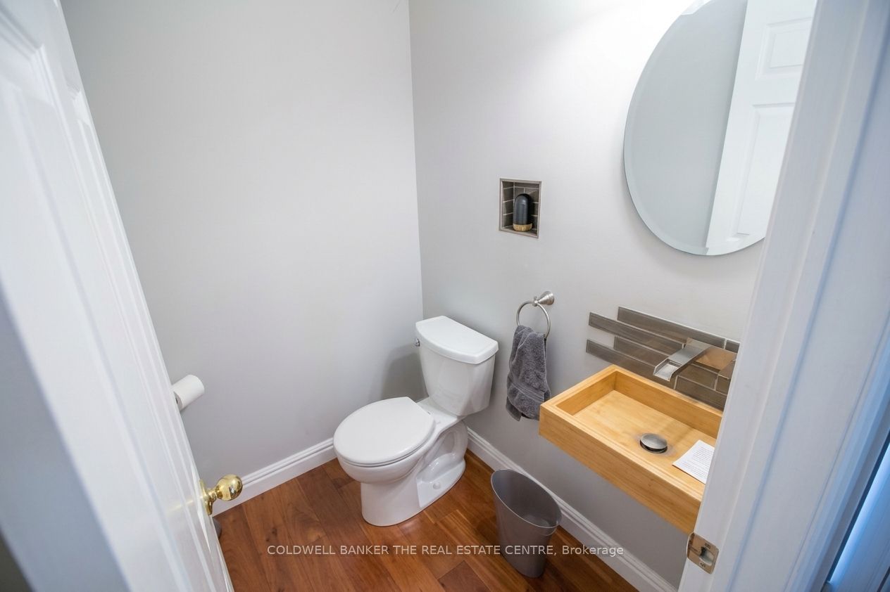 11 Ramsden Crescent Property Photo 9
