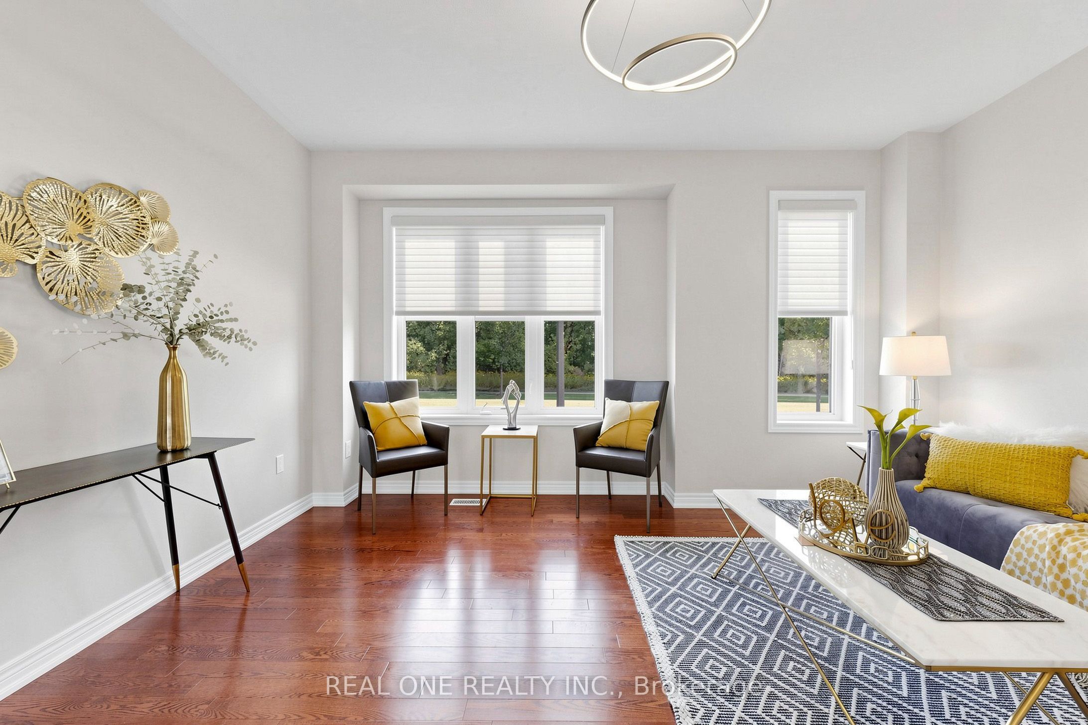 262 Cornell Centre Boulevard Property Photo 6