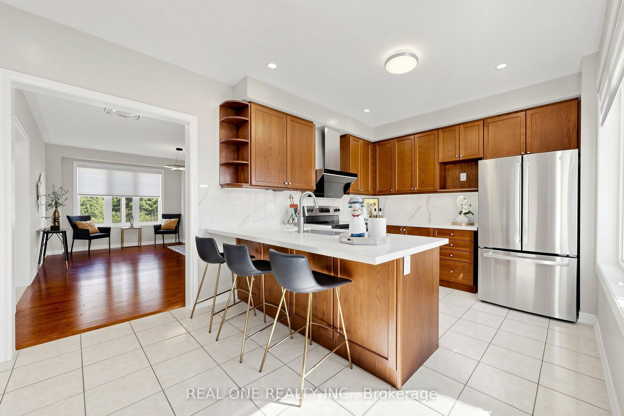 262 Cornell Centre Boulevard Property Photo 7