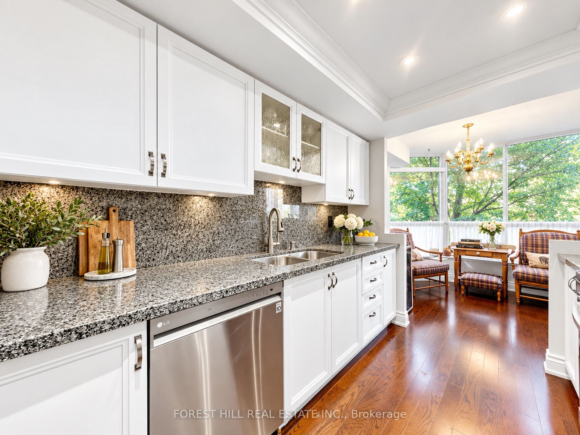 14924 Yonge Street 225 Property Photo 13