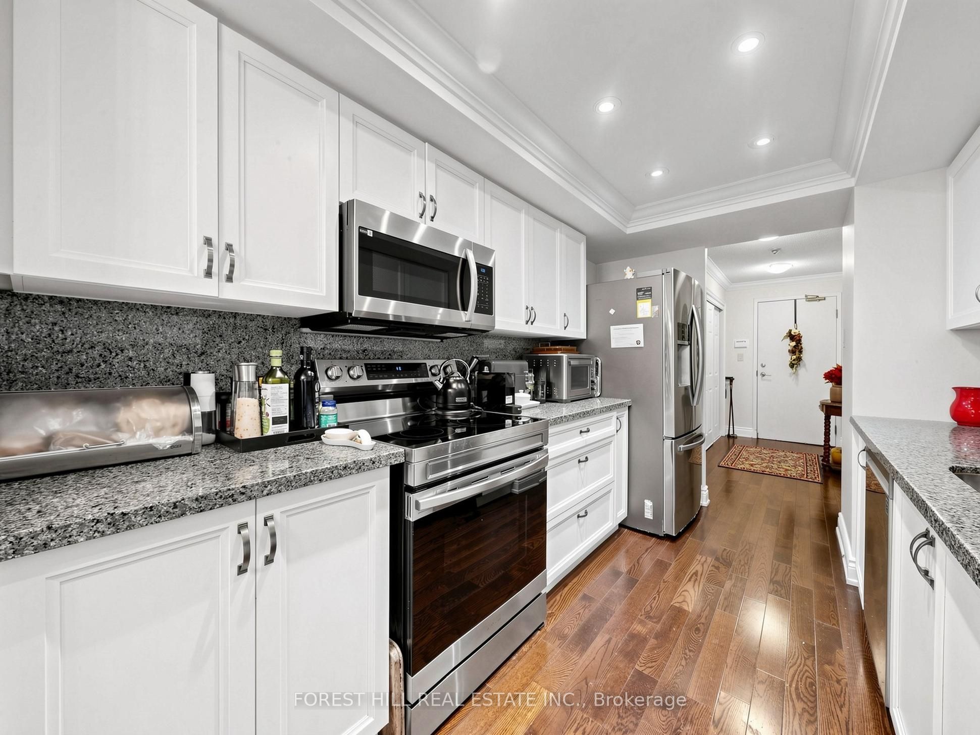 14924 Yonge Street 225 Property Photo 15