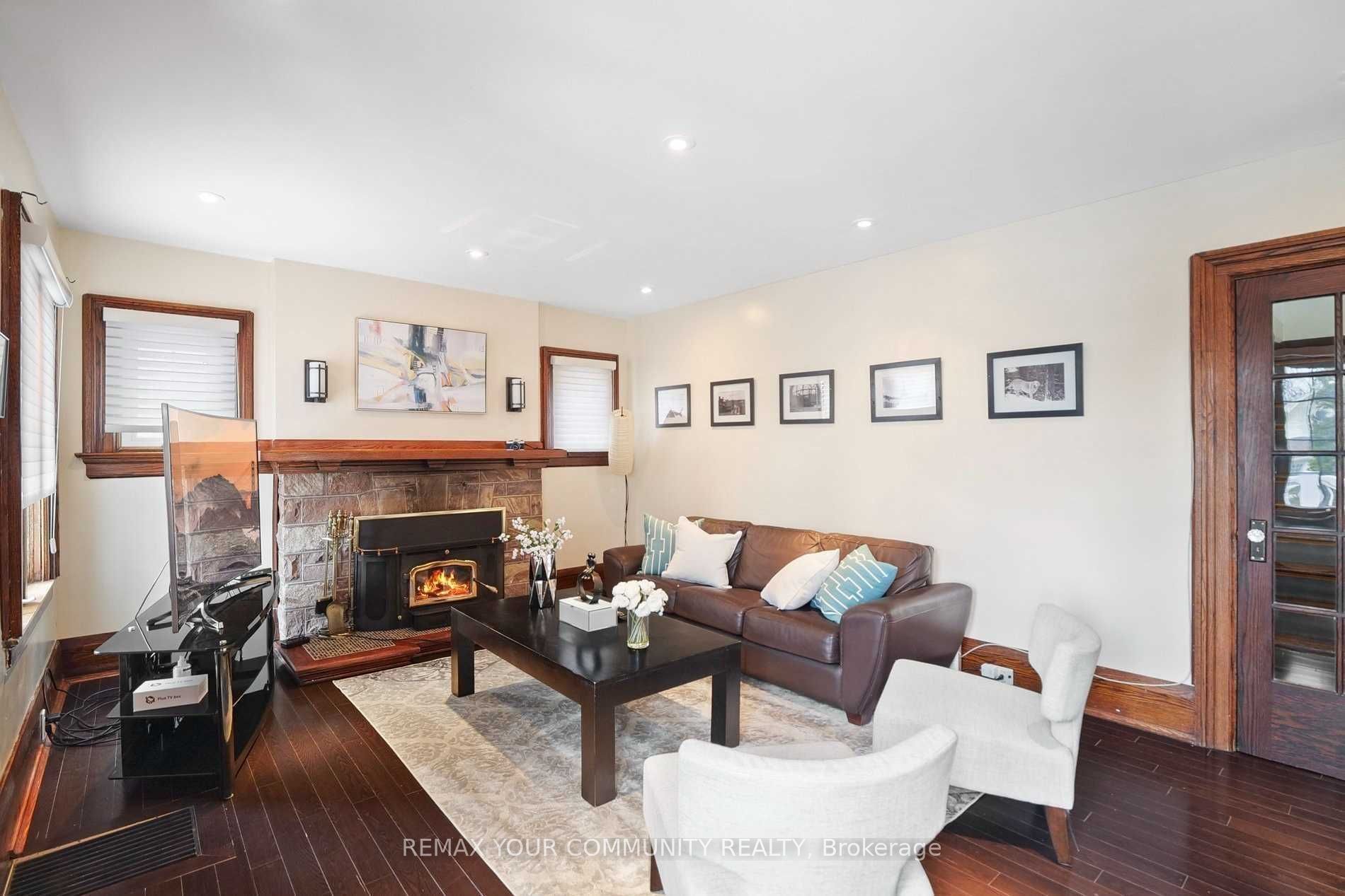 19 Mark Street Property Photo 7