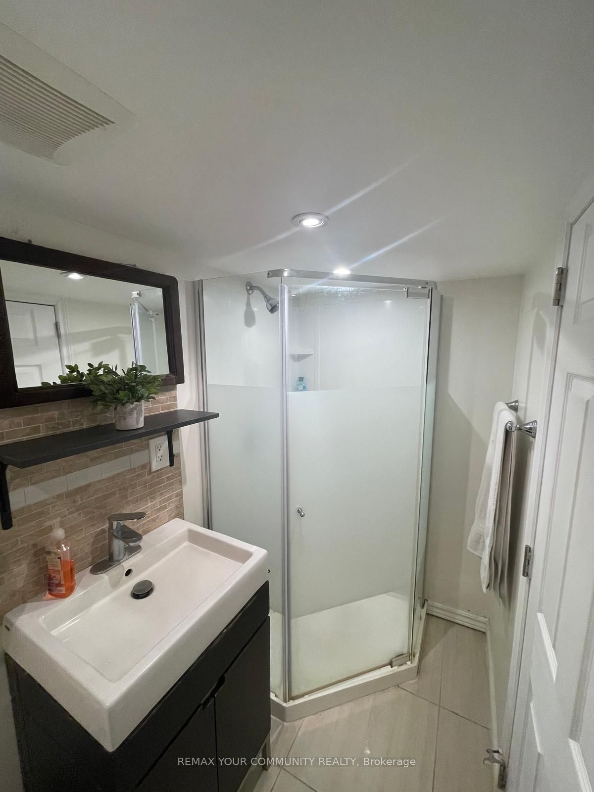 19 Mark Street Property Photo 20