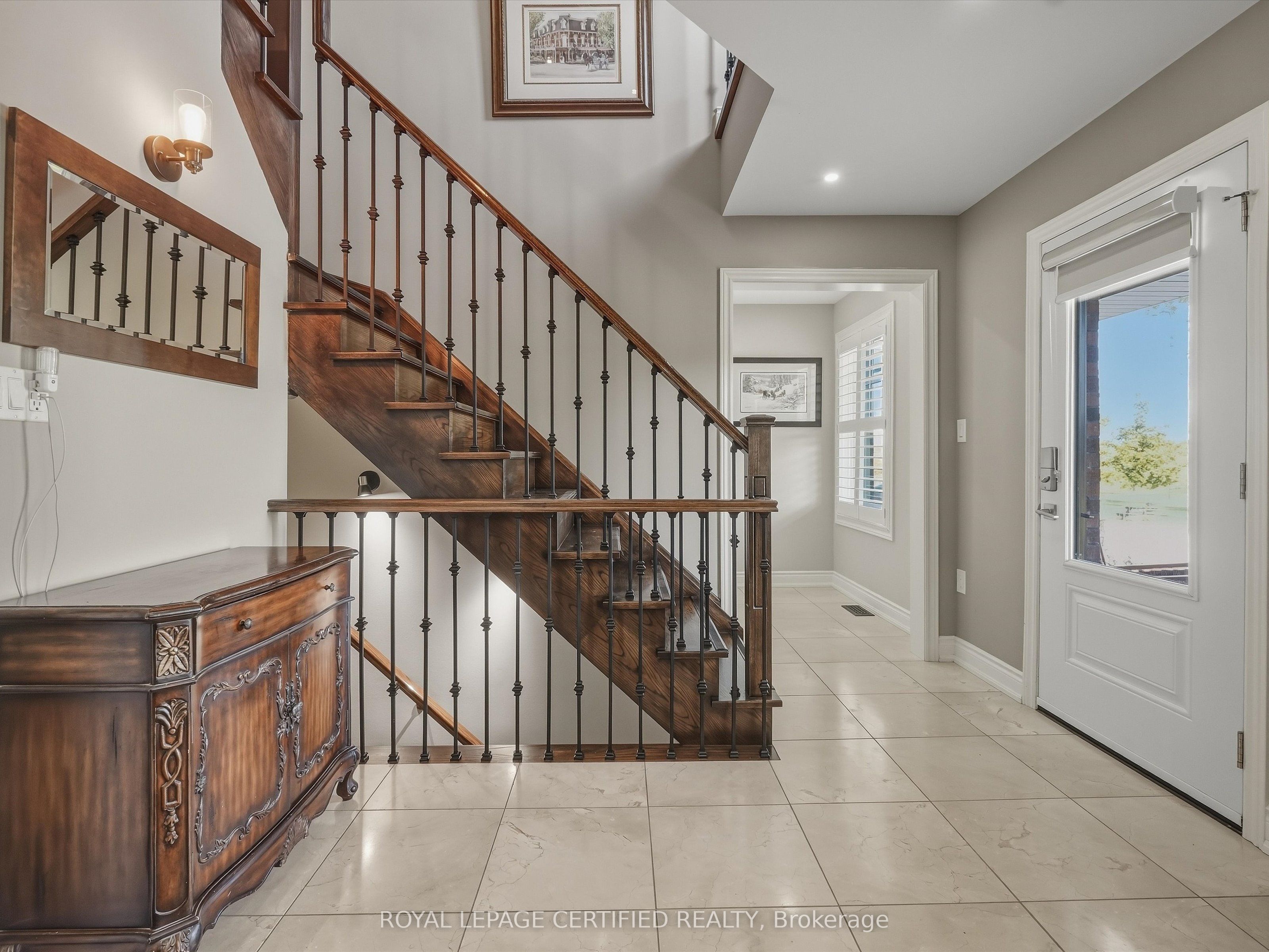 27450 Highway 12 Property Photo 6