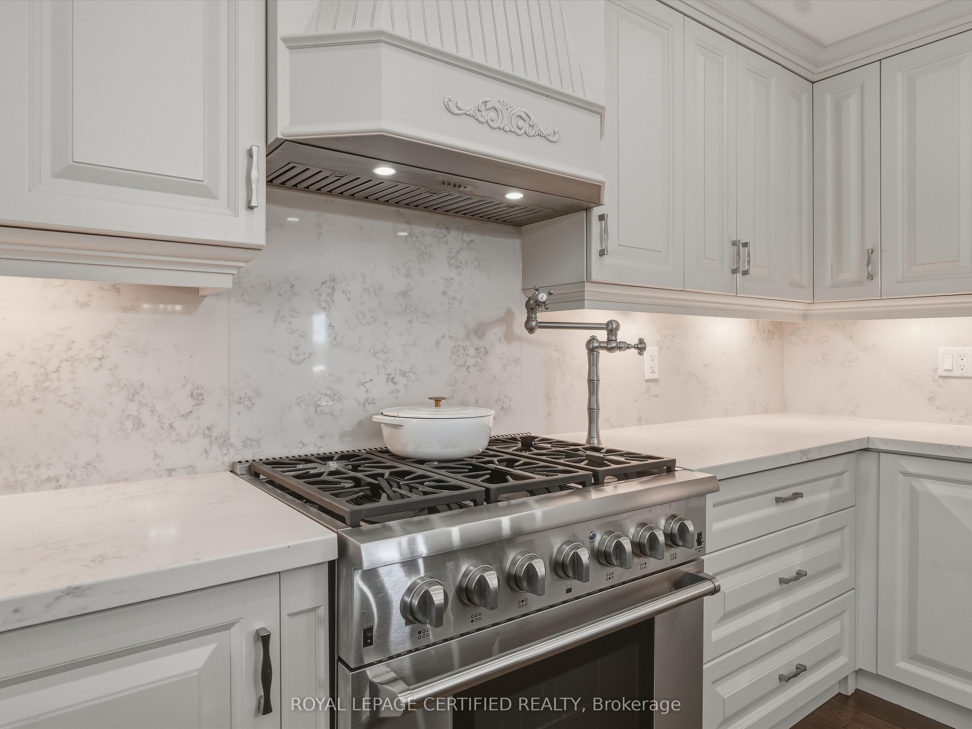 27450 Highway 12 Property Photo 13