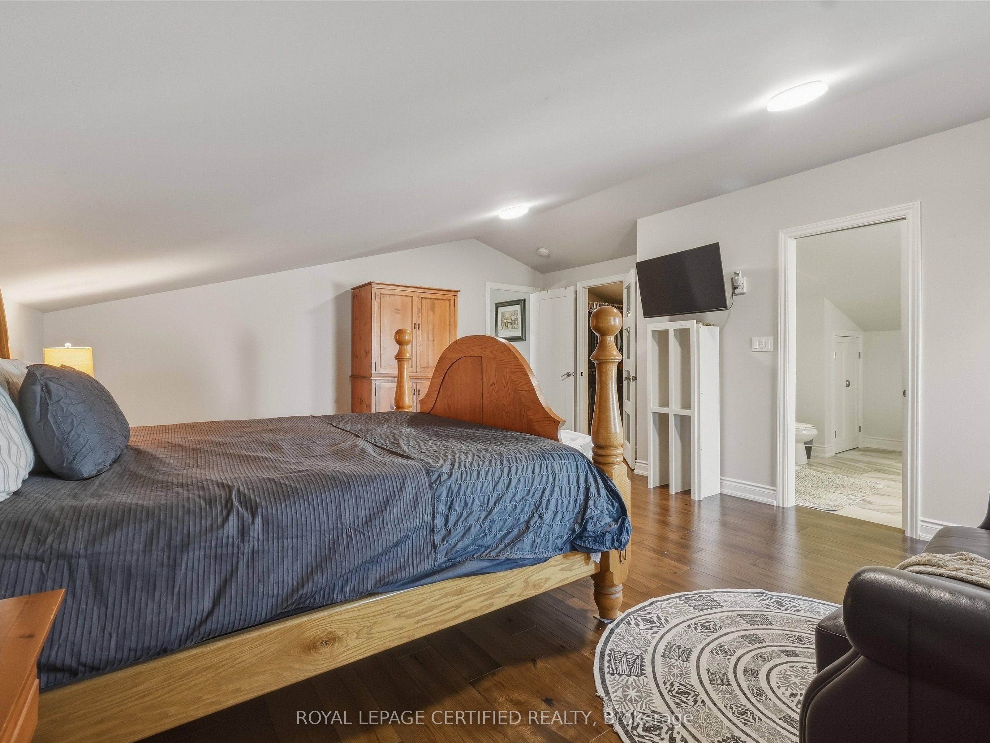 27450 Highway 12 Property Photo 40