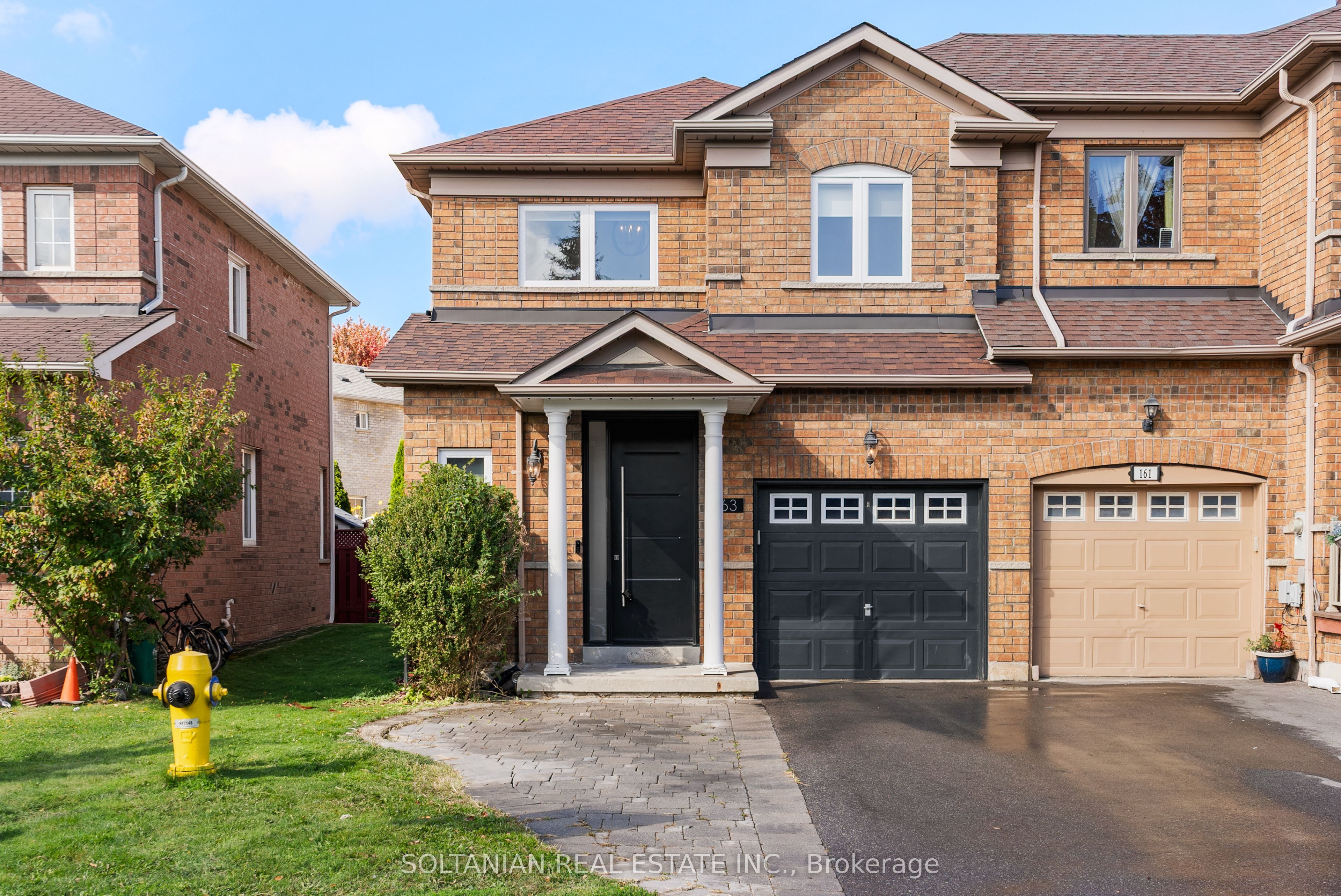 163 Wildberry Crescent Property Photo 1