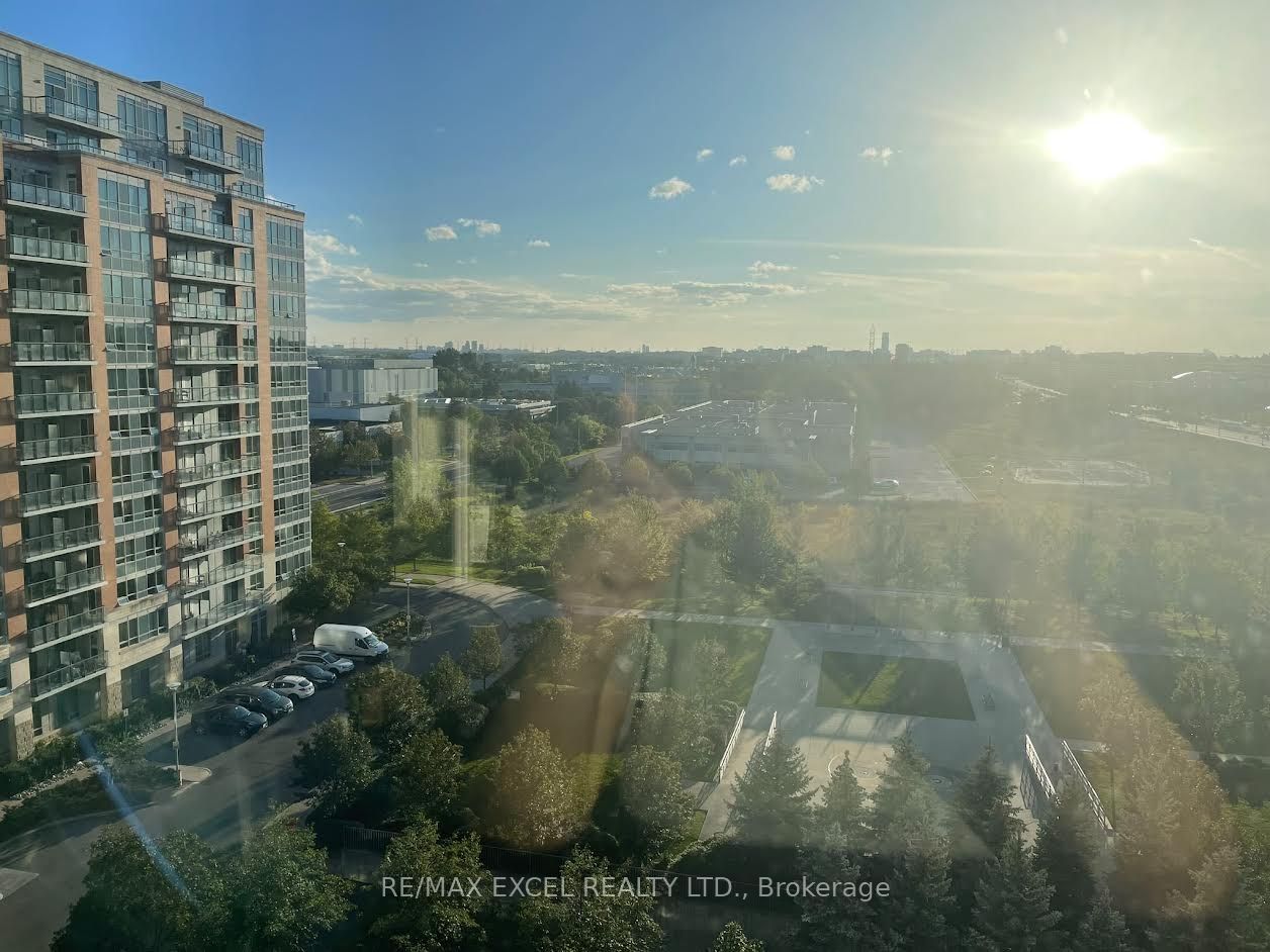 60 South Town Centre Boulevard 1002 Property Photo 13