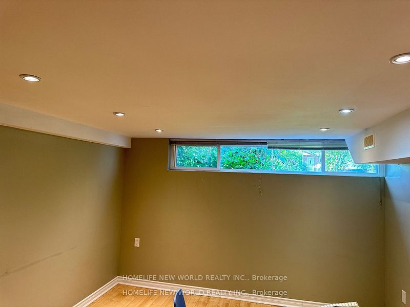 294 Taylor Mills Drive S Lower Property Photo 5