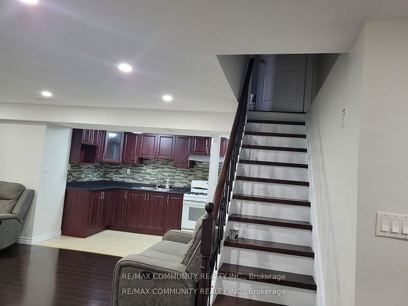 14 Condarcuri Crescent Bsmt Property Photo 2