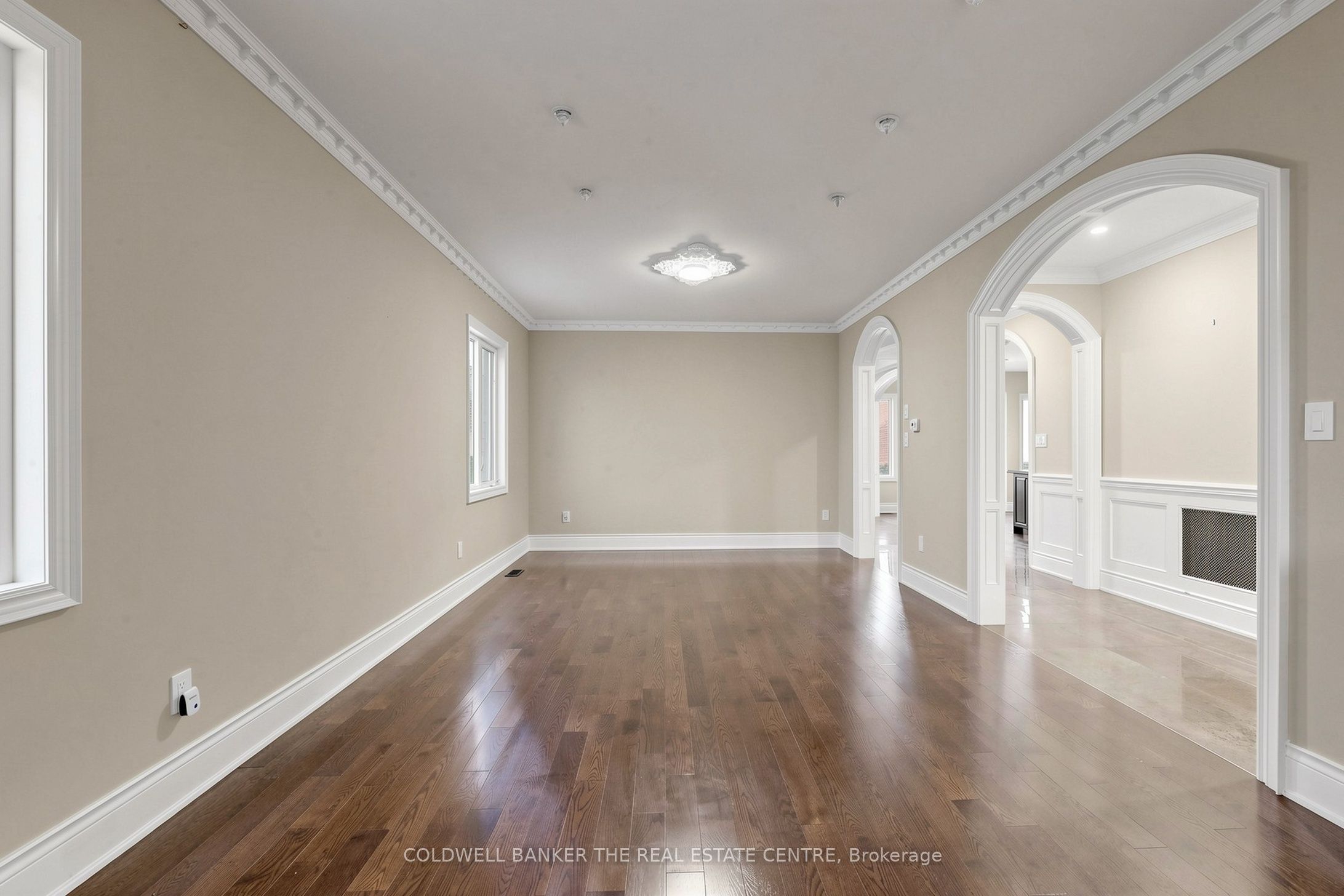 20 Shalom Aleichem Court Property Photo 4