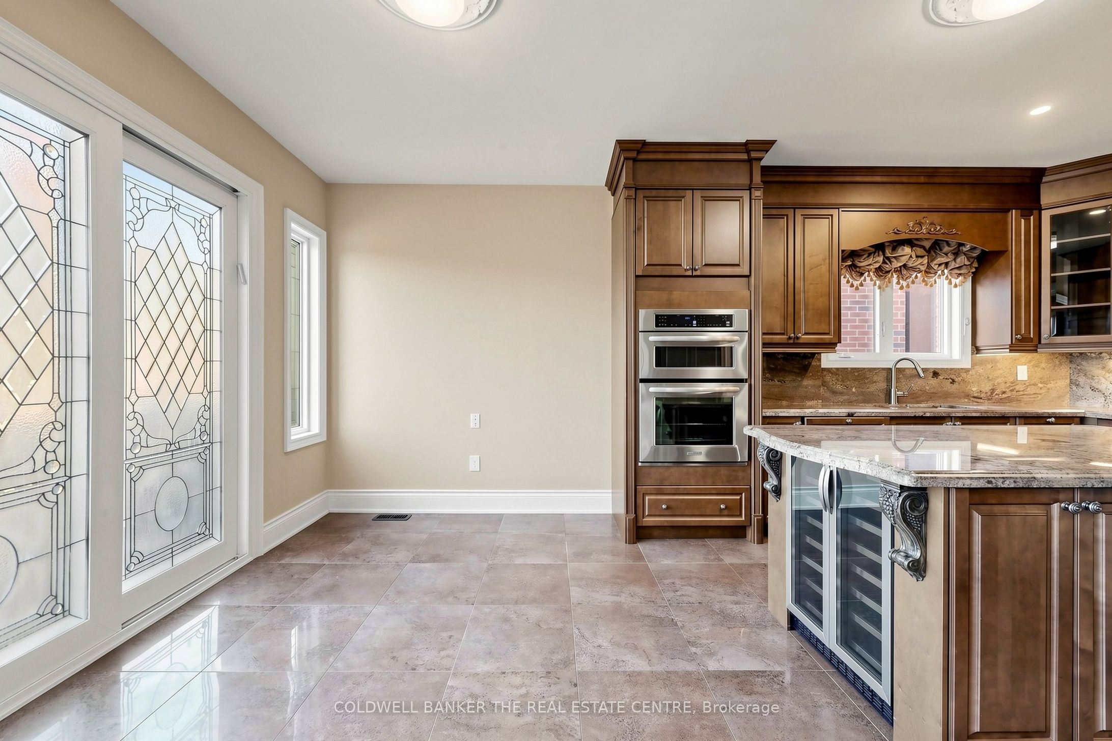 20 Shalom Aleichem Court Property Photo 9