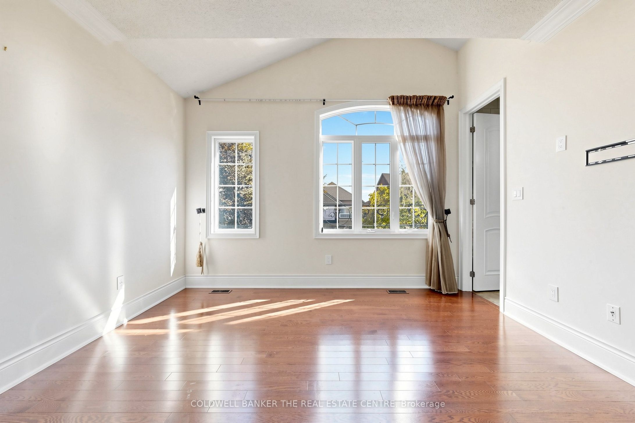 20 Shalom Aleichem Court Property Photo 18