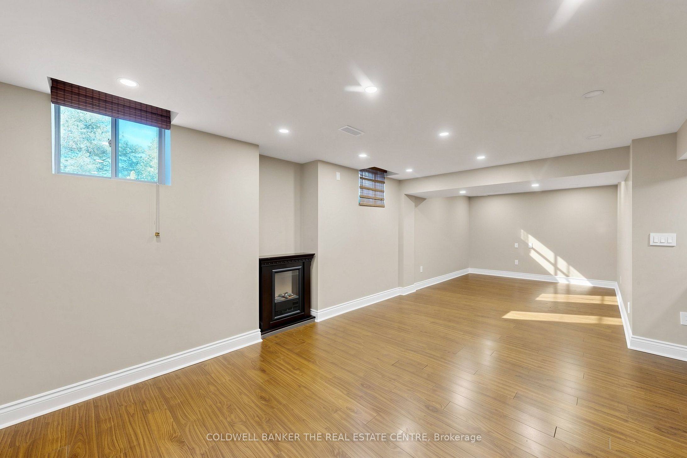 20 Shalom Aleichem Court Property Photo 37