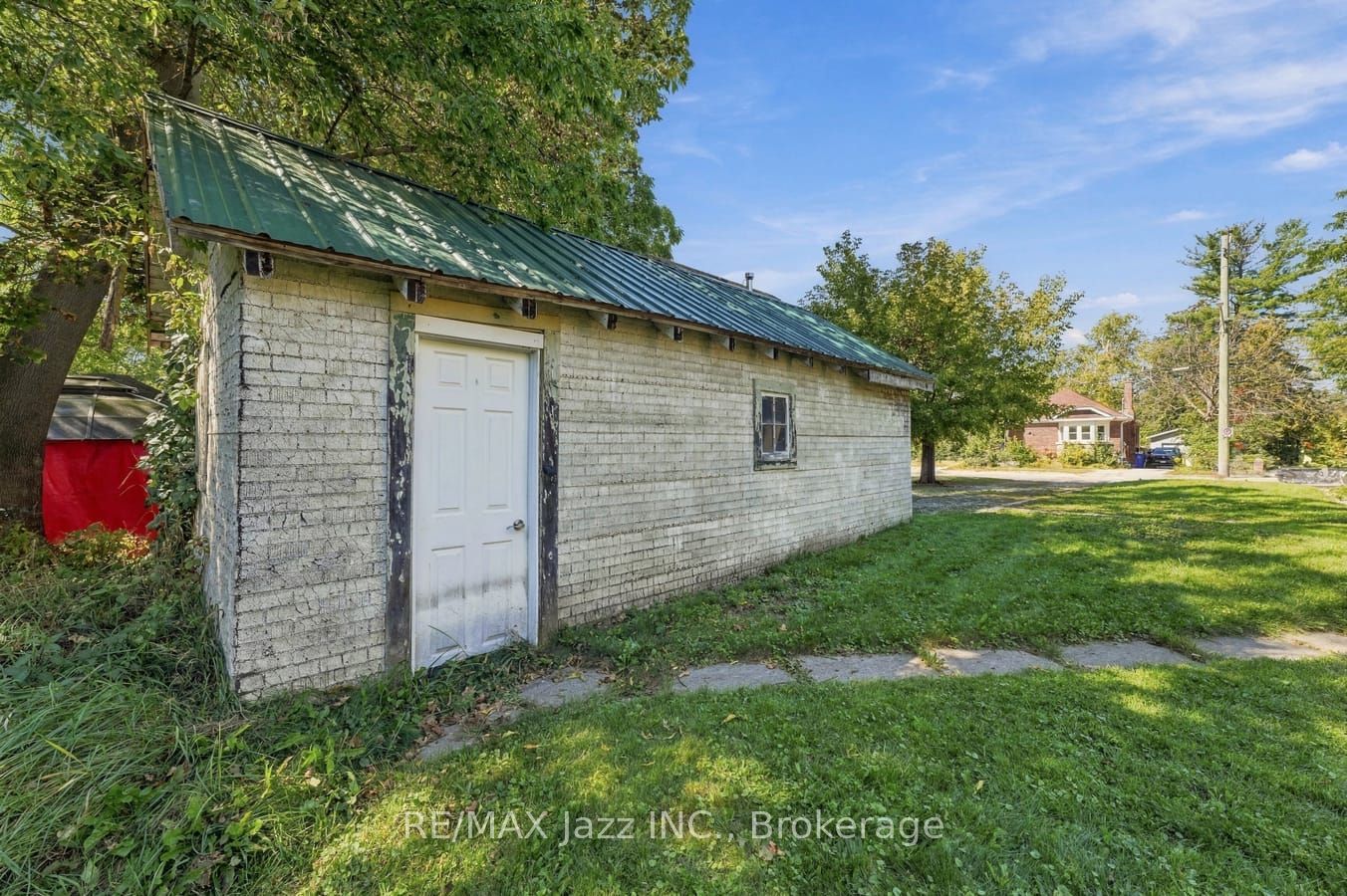388 Eagle Street Property Photo 22