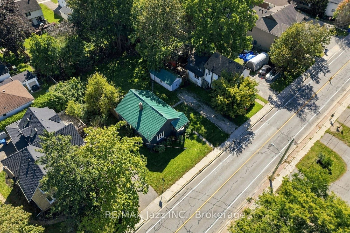 388 Eagle Street Property Photo 23