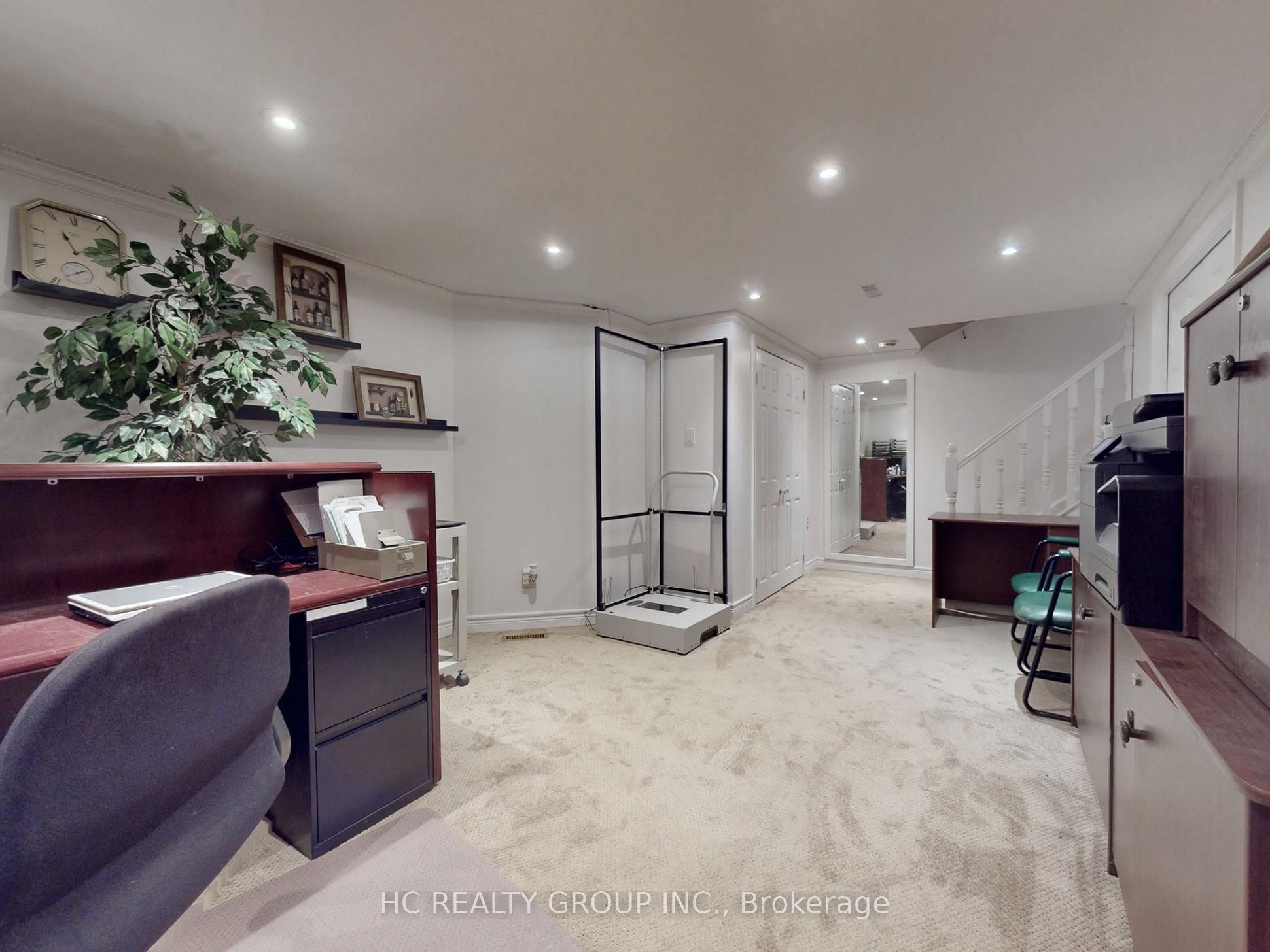 10 Station Lane Property Photo 38
