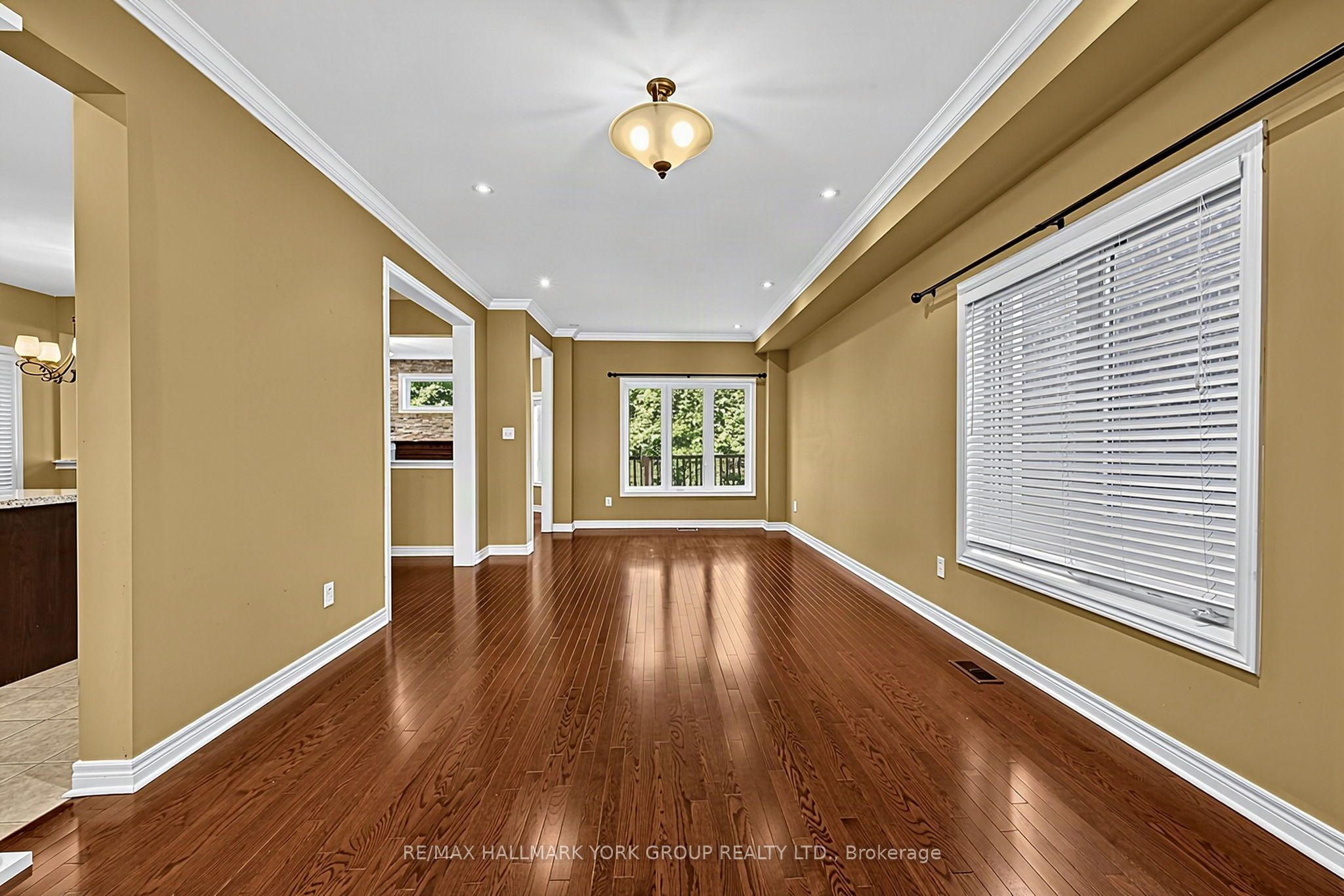383 Gilpin Drive Property Photo 5