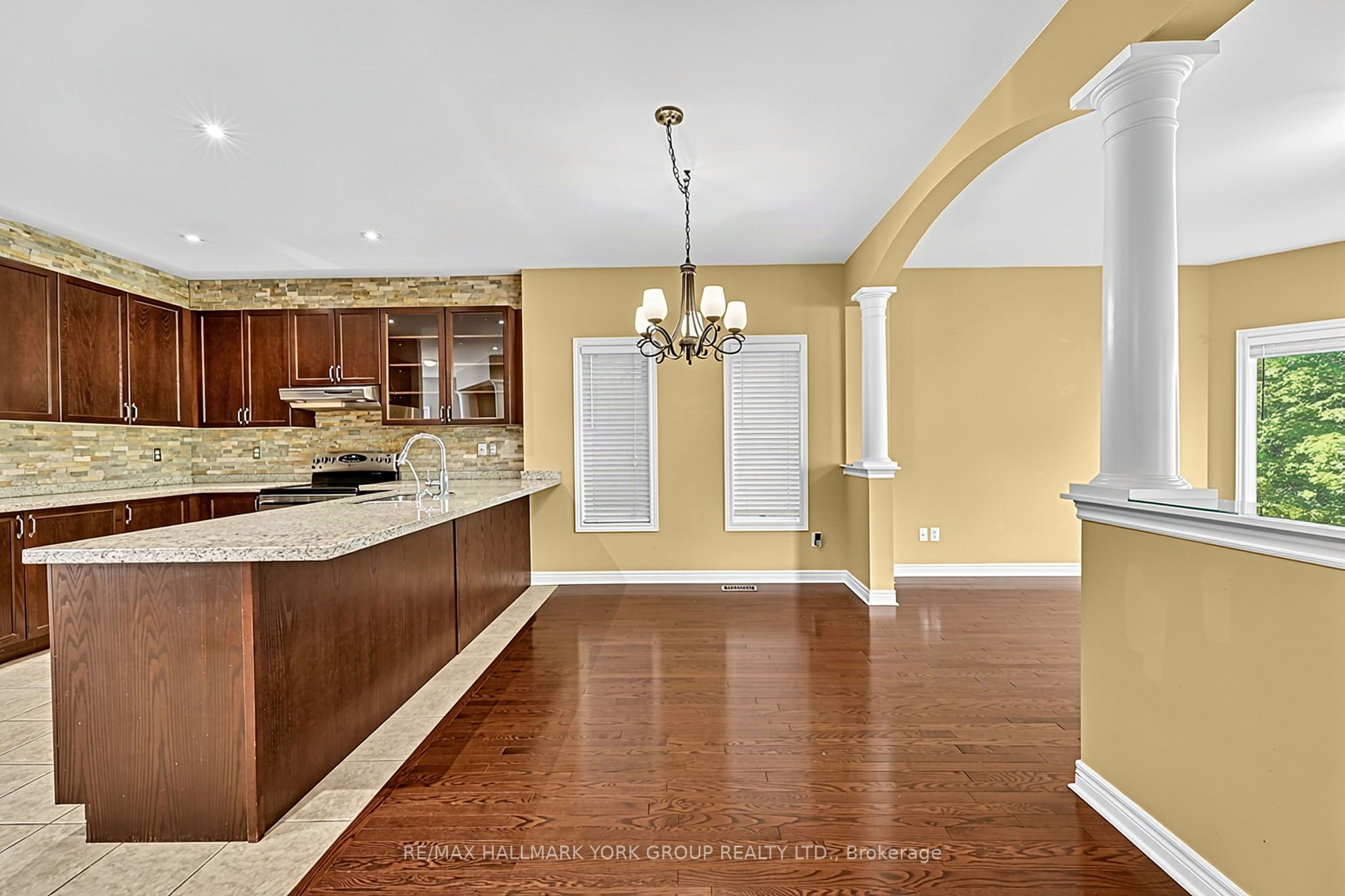 383 Gilpin Drive Property Photo 9