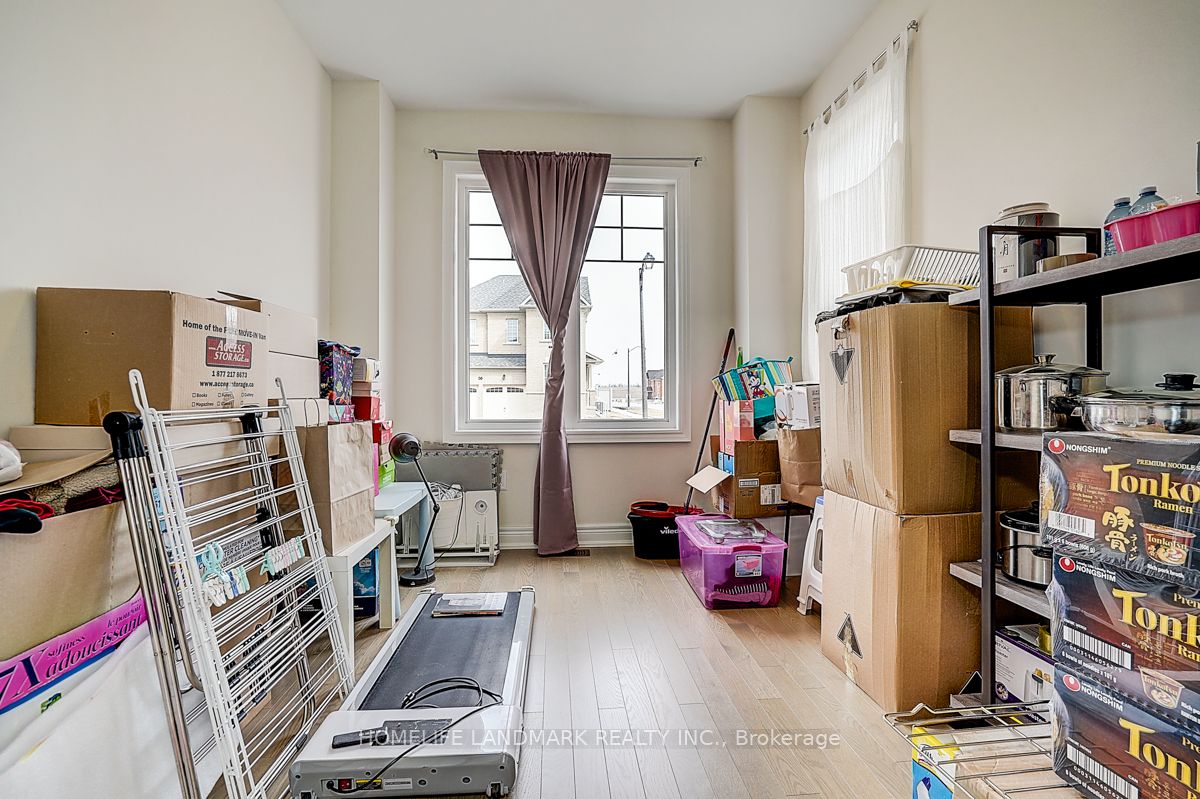 57 Faimira Avenue Property Photo 4