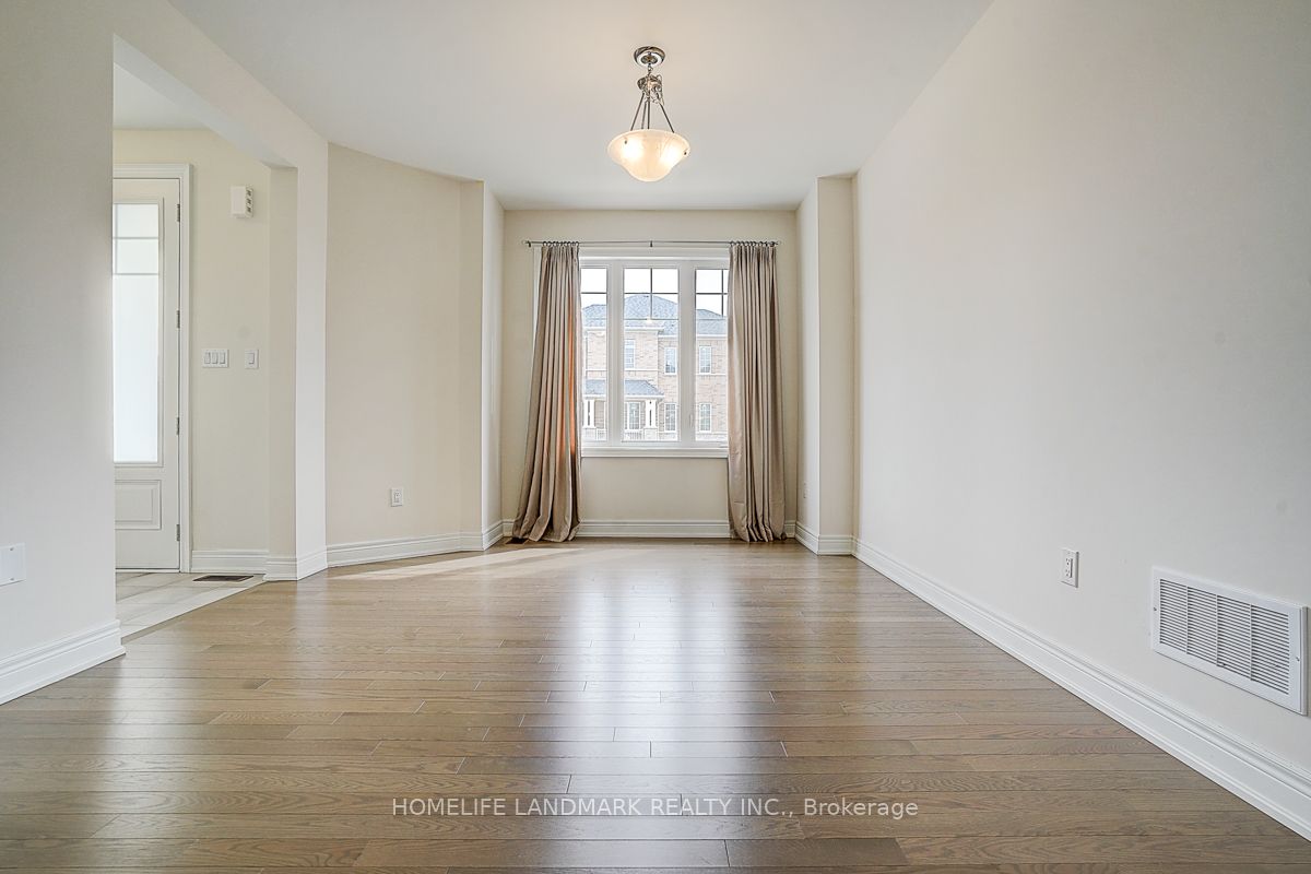 57 Faimira Avenue Property Photo 7
