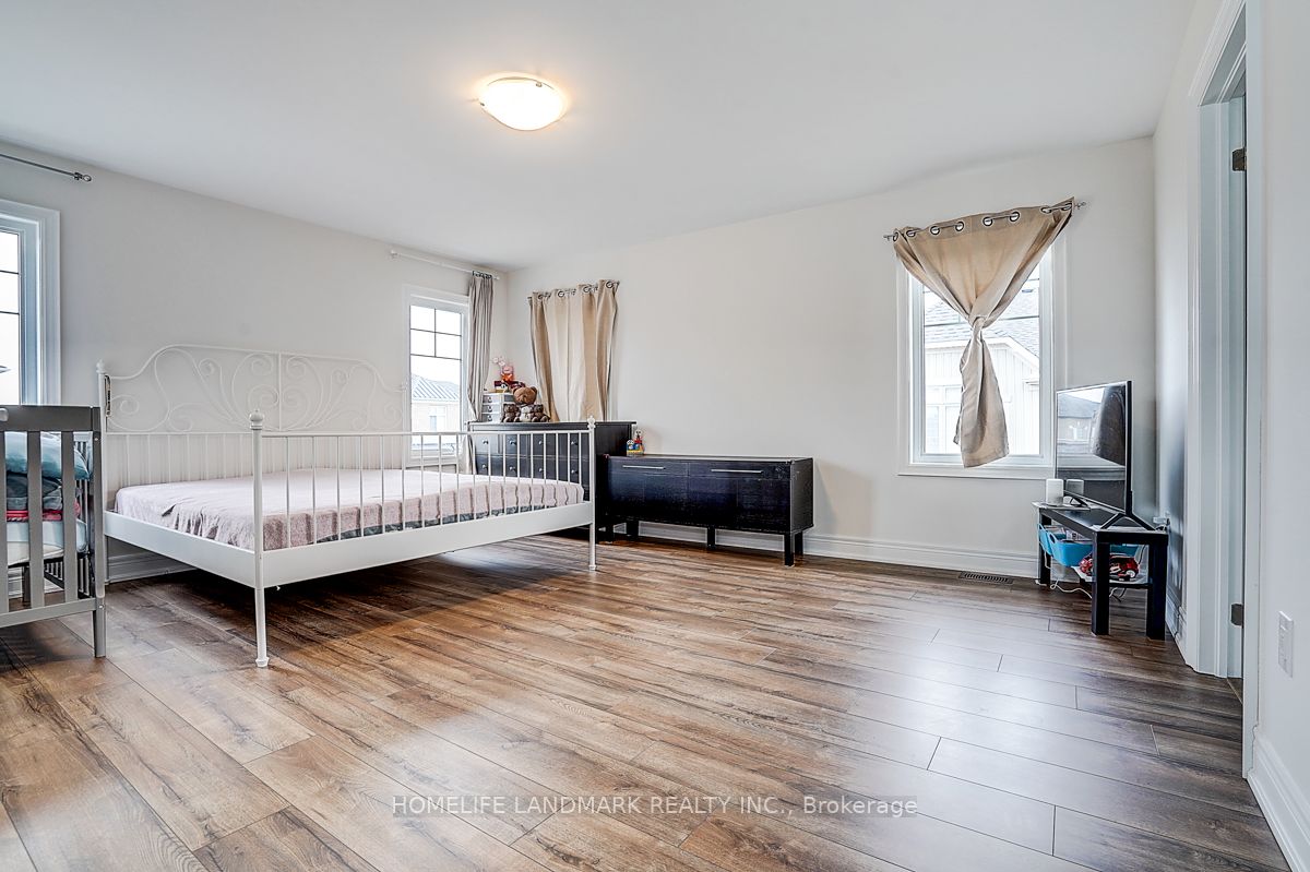 57 Faimira Avenue Property Photo 24