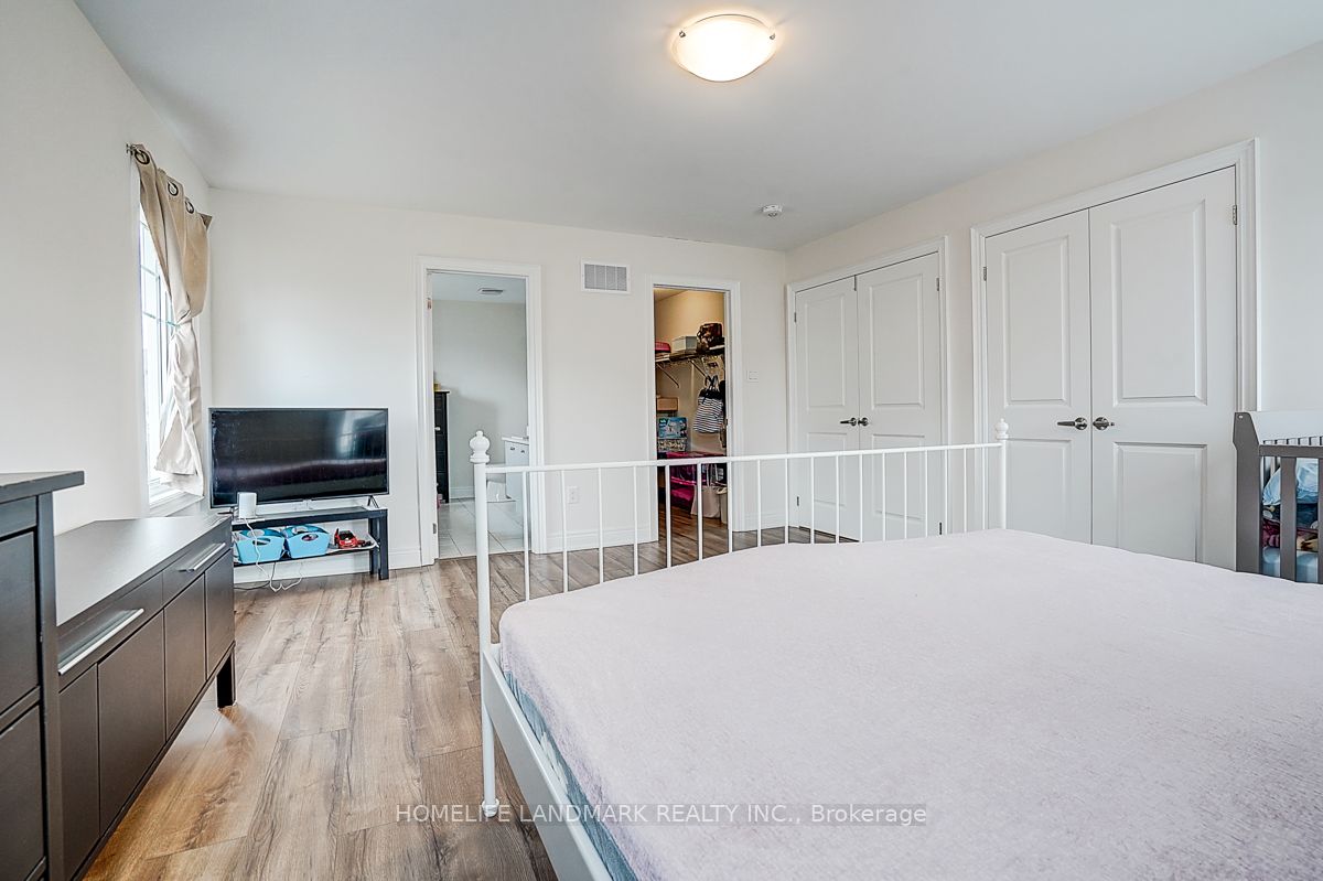 57 Faimira Avenue Property Photo 26
