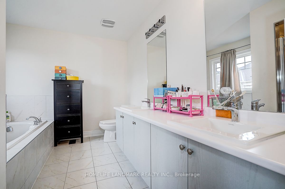 57 Faimira Avenue Property Photo 27