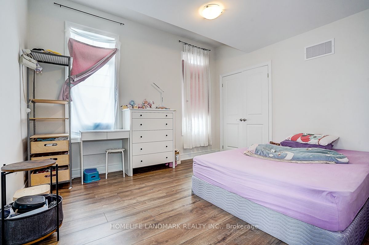 57 Faimira Avenue Property Photo 30