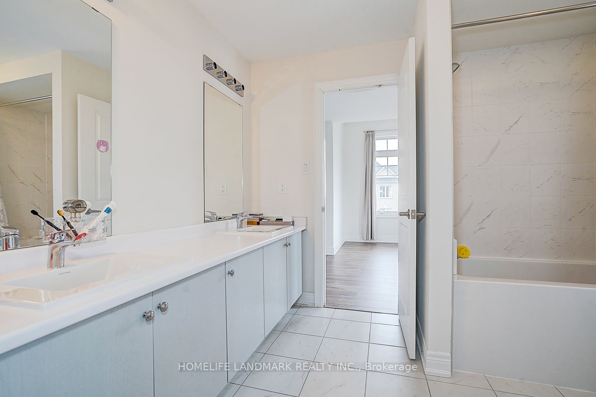 57 Faimira Avenue Property Photo 32