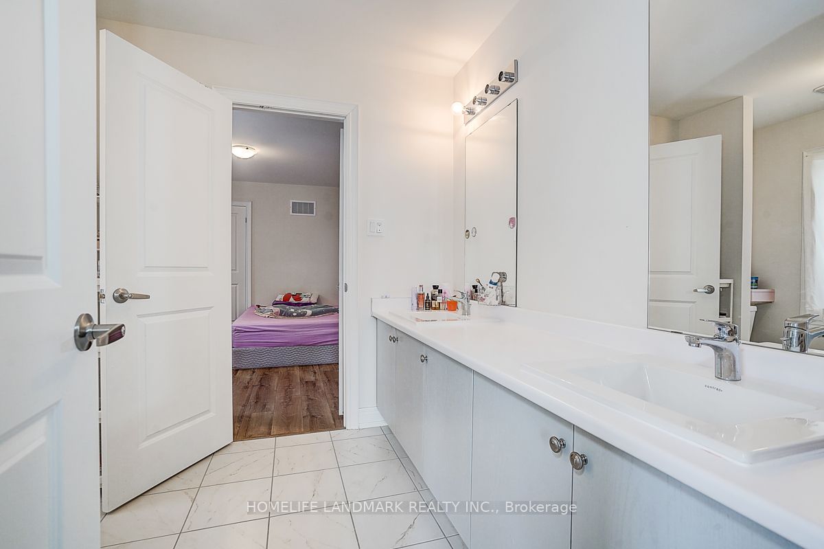 57 Faimira Avenue Property Photo 33
