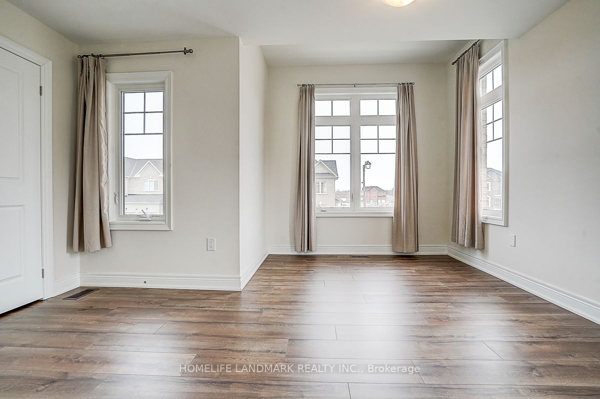 57 Faimira Avenue Property Photo 35