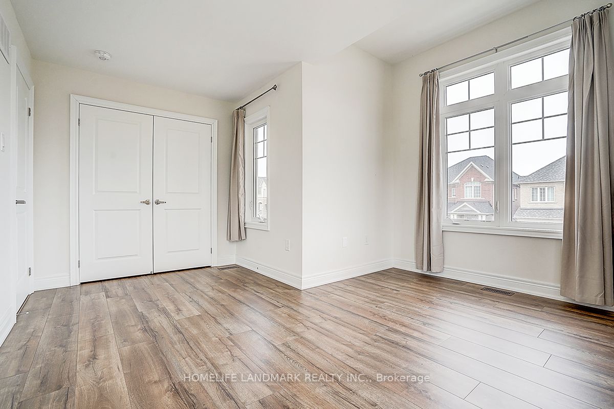 57 Faimira Avenue Property Photo 36