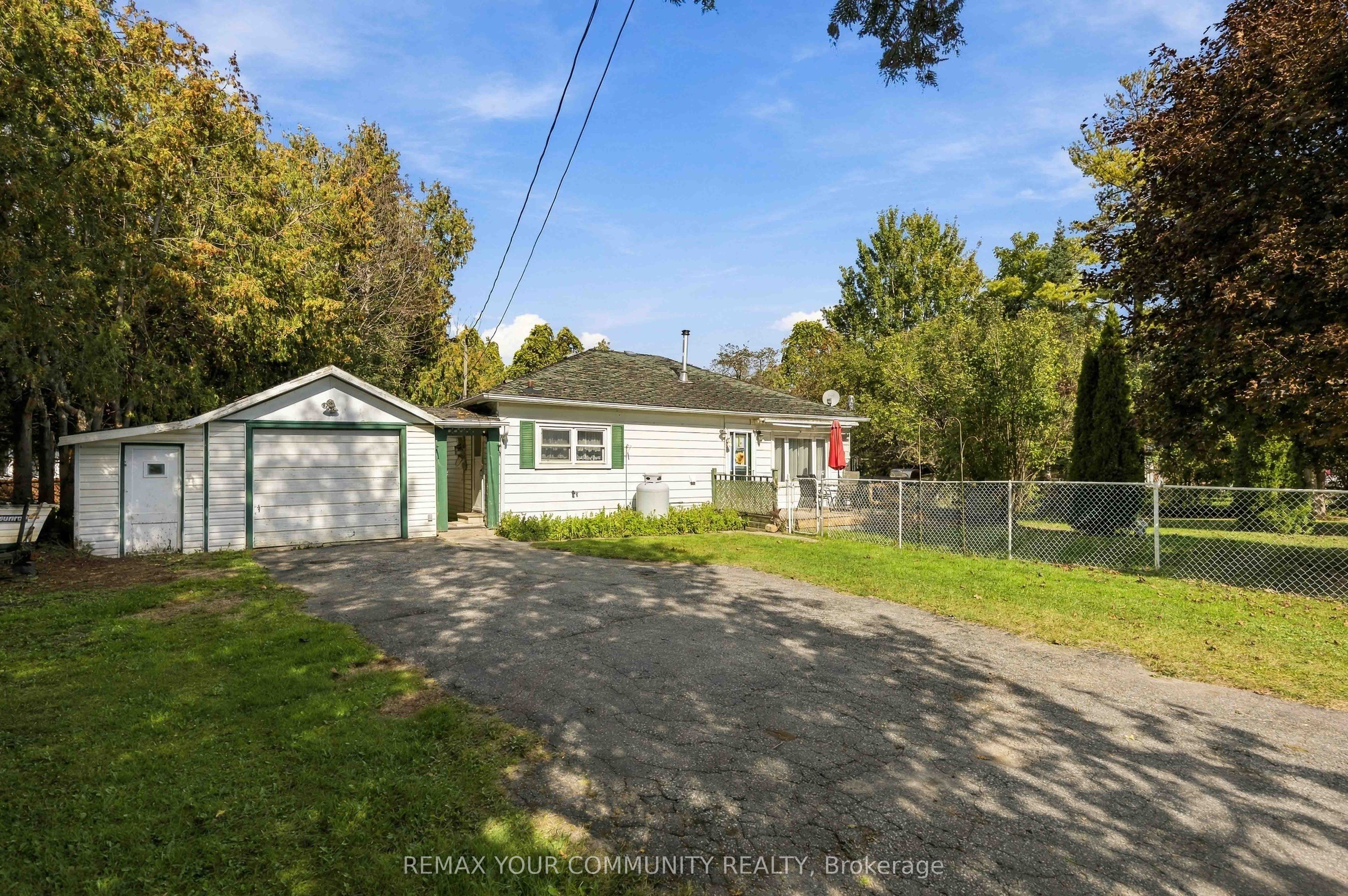 85 Catering Road Property Photo 2