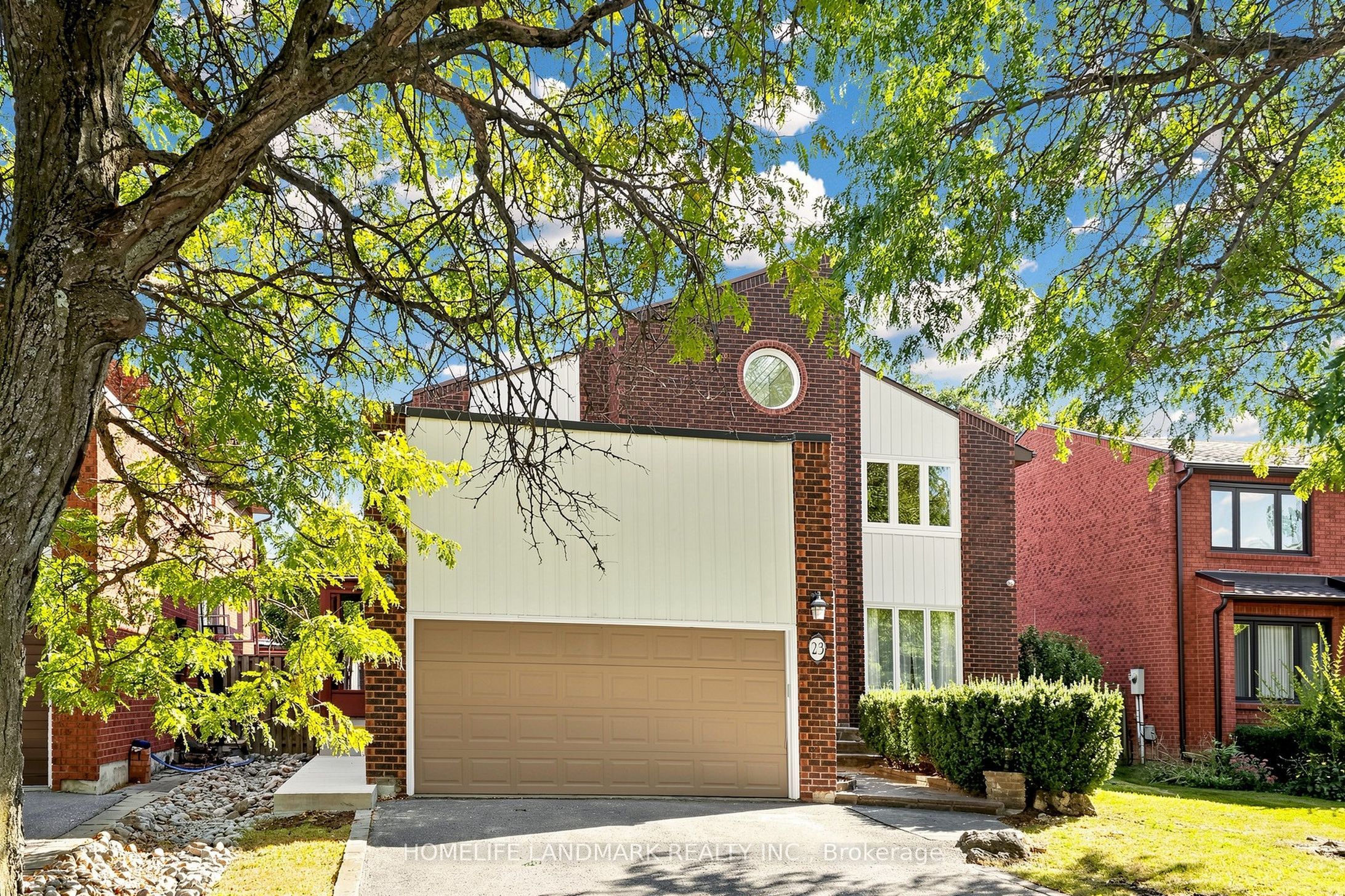 23 Hashbury Place Property Photo 2