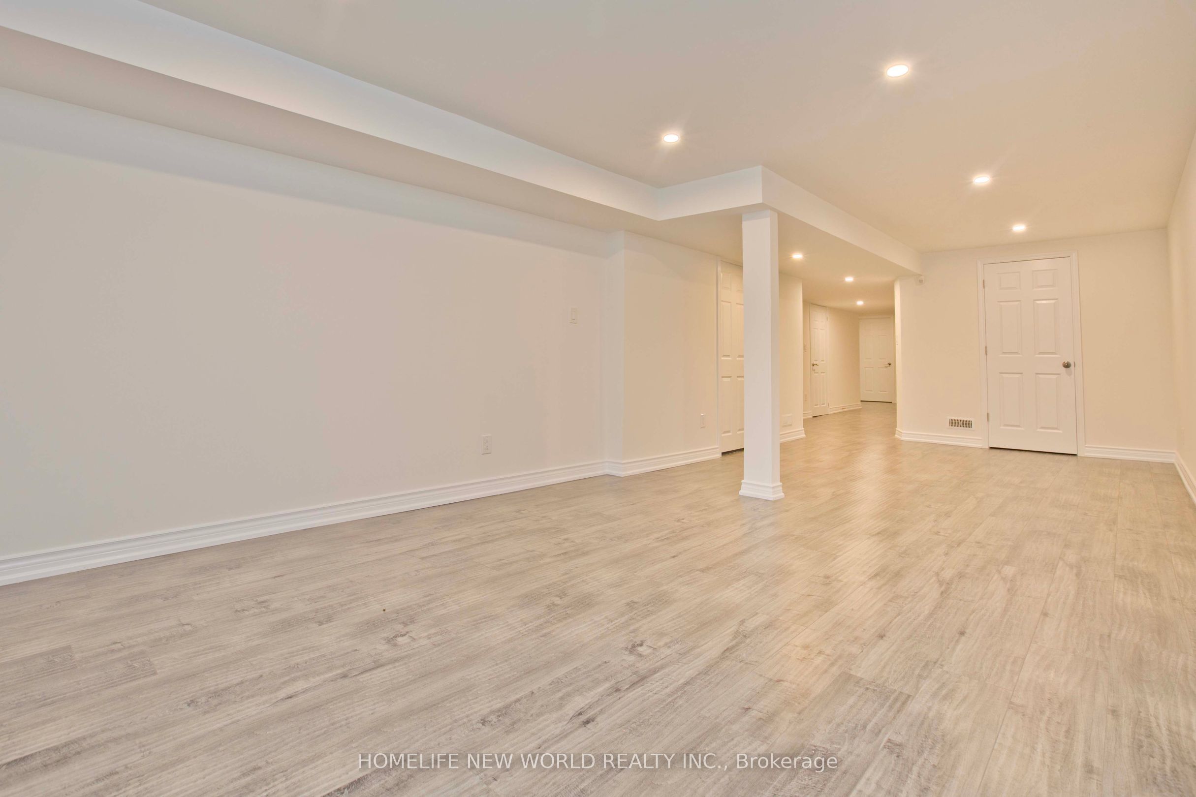 16 Venture Avenue Property Photo 25
