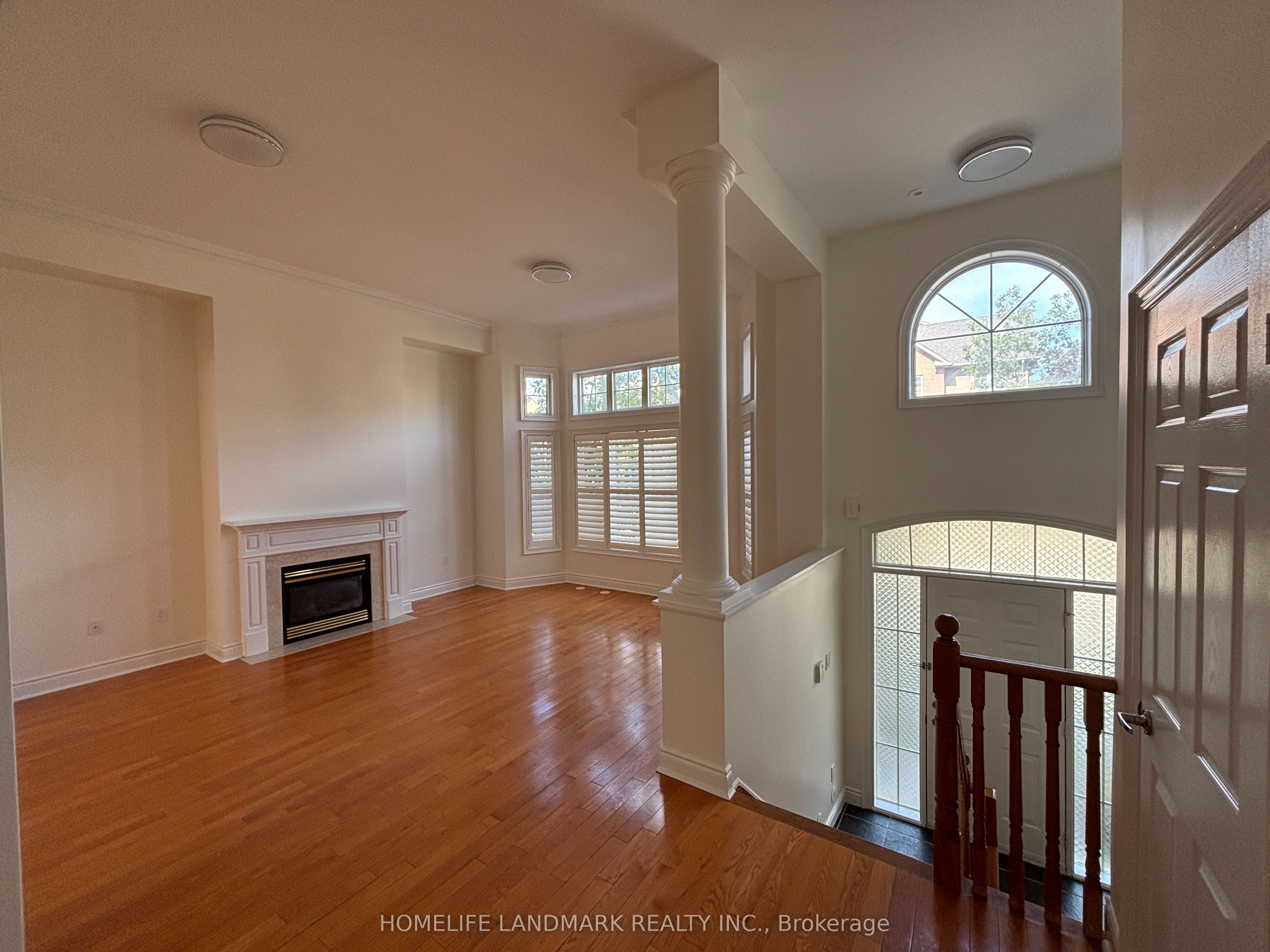 168 Legends Way Property Photo 3